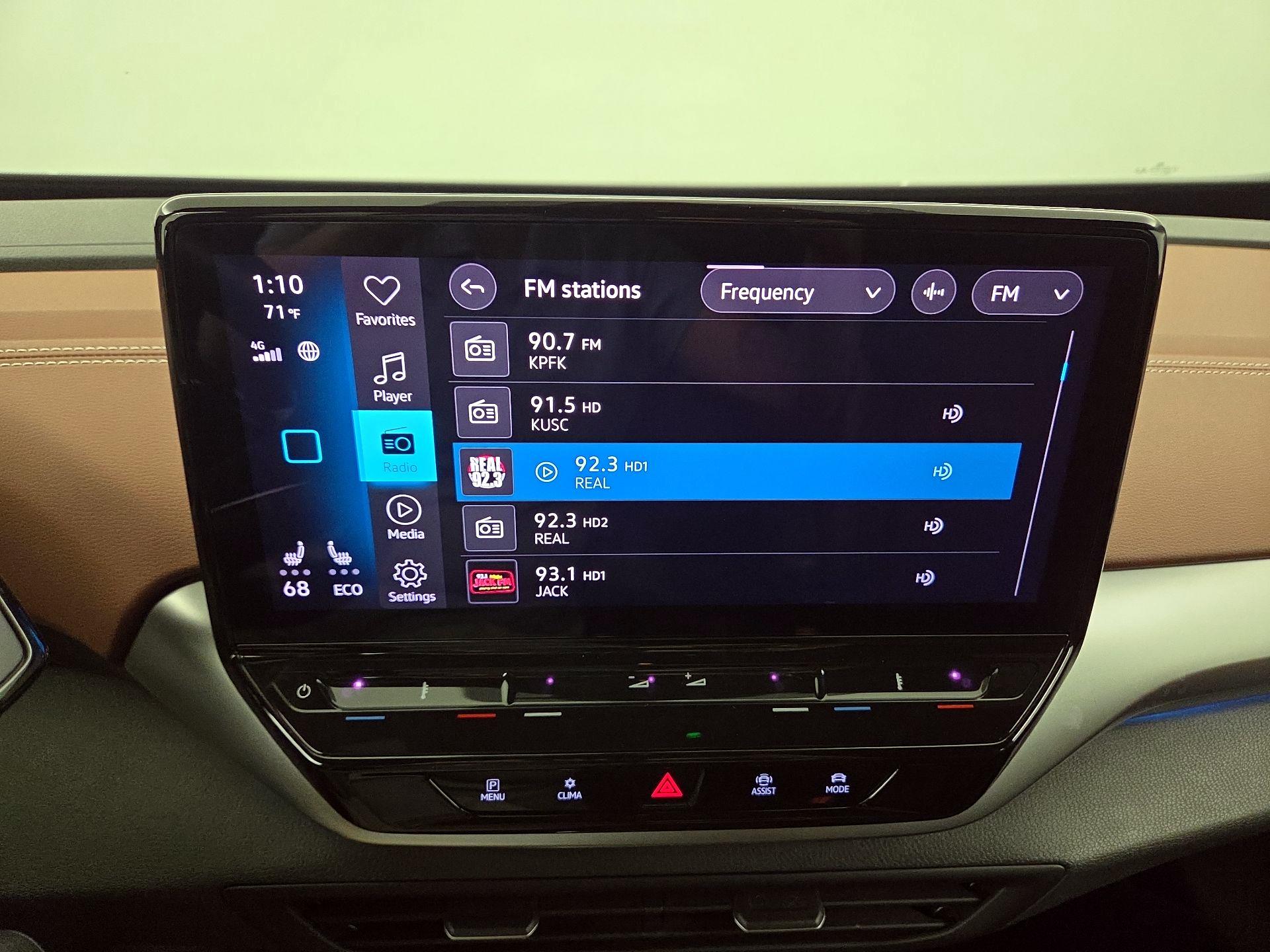 Thumbnail: 2021 Volkswagen ID.4 - 16