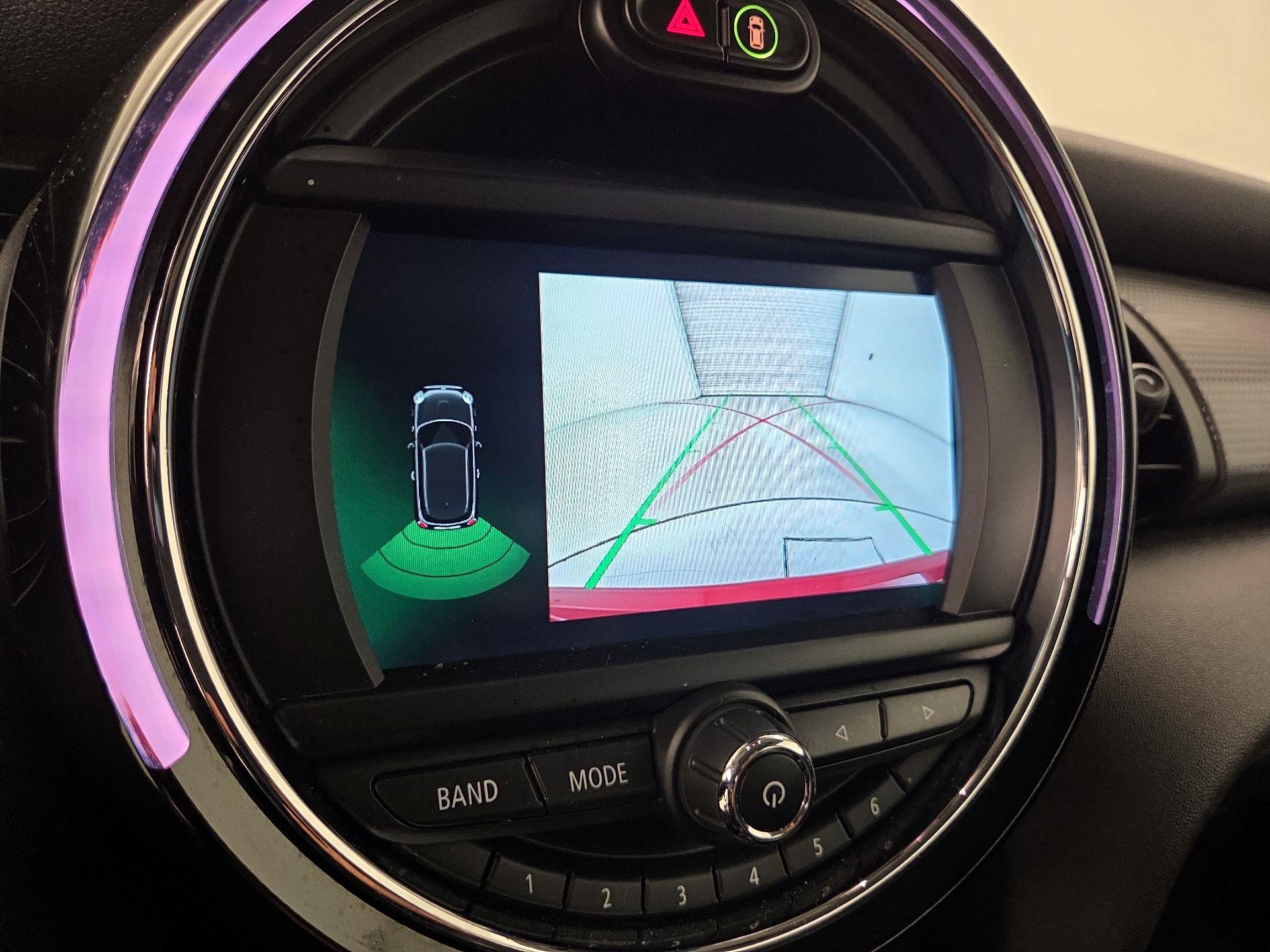 Thumbnail: 2020 MINI Cooper Hardtop - 14