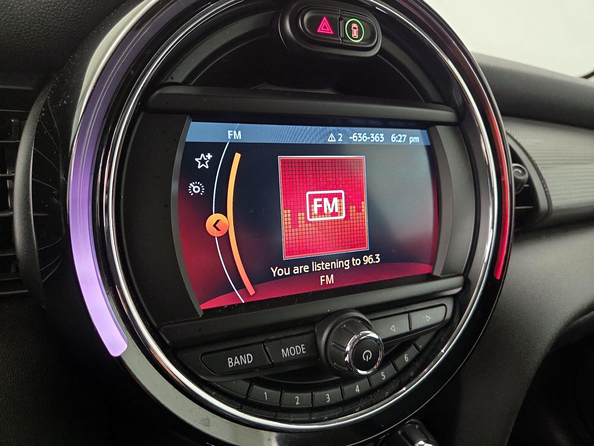 Thumbnail: 2020 MINI Cooper Hardtop - 15