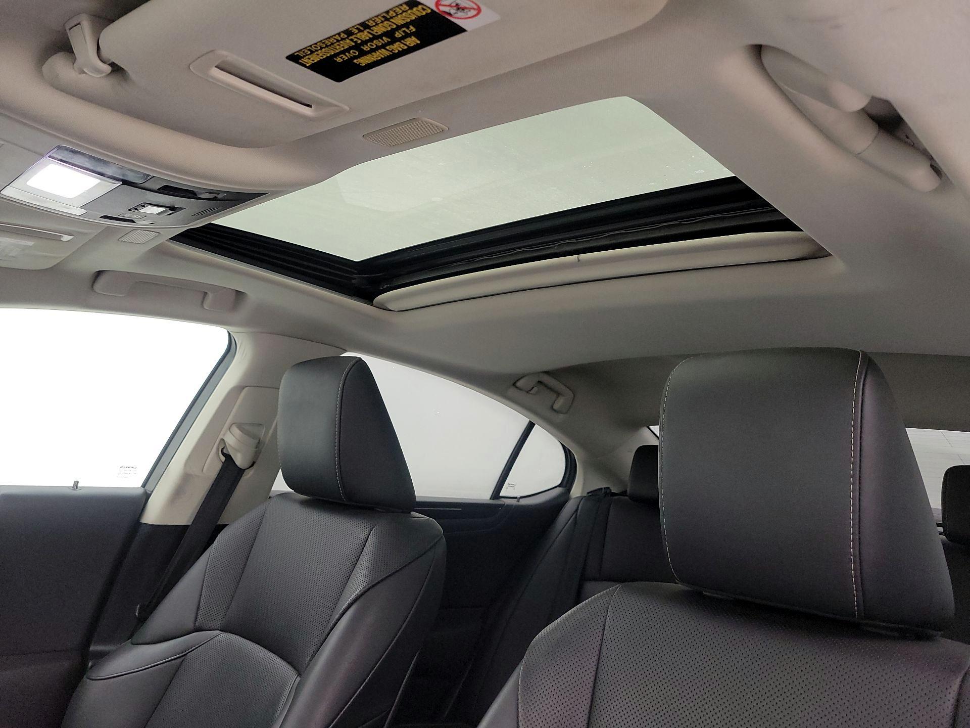 Thumbnail: 2020 Lexus ES - 19