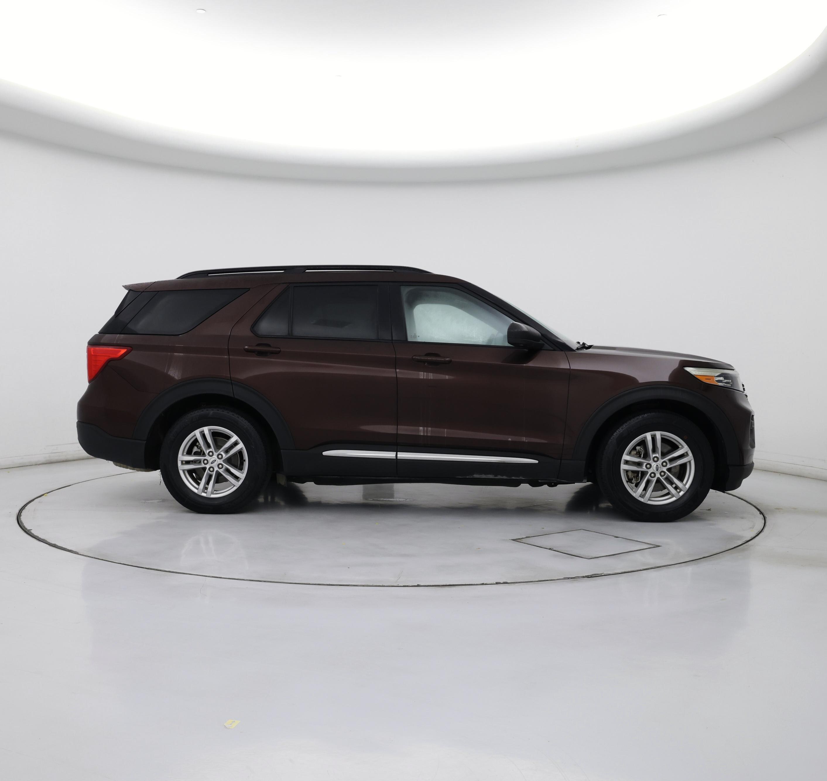 Thumbnail: 2020 Ford Explorer - 7