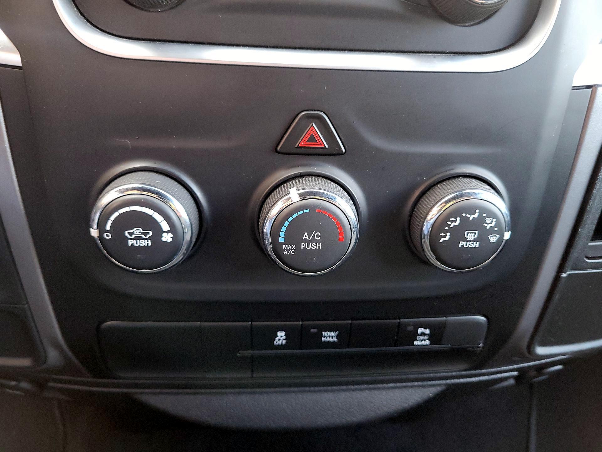 Thumbnail: 2024 RAM 1500 Classic - 16