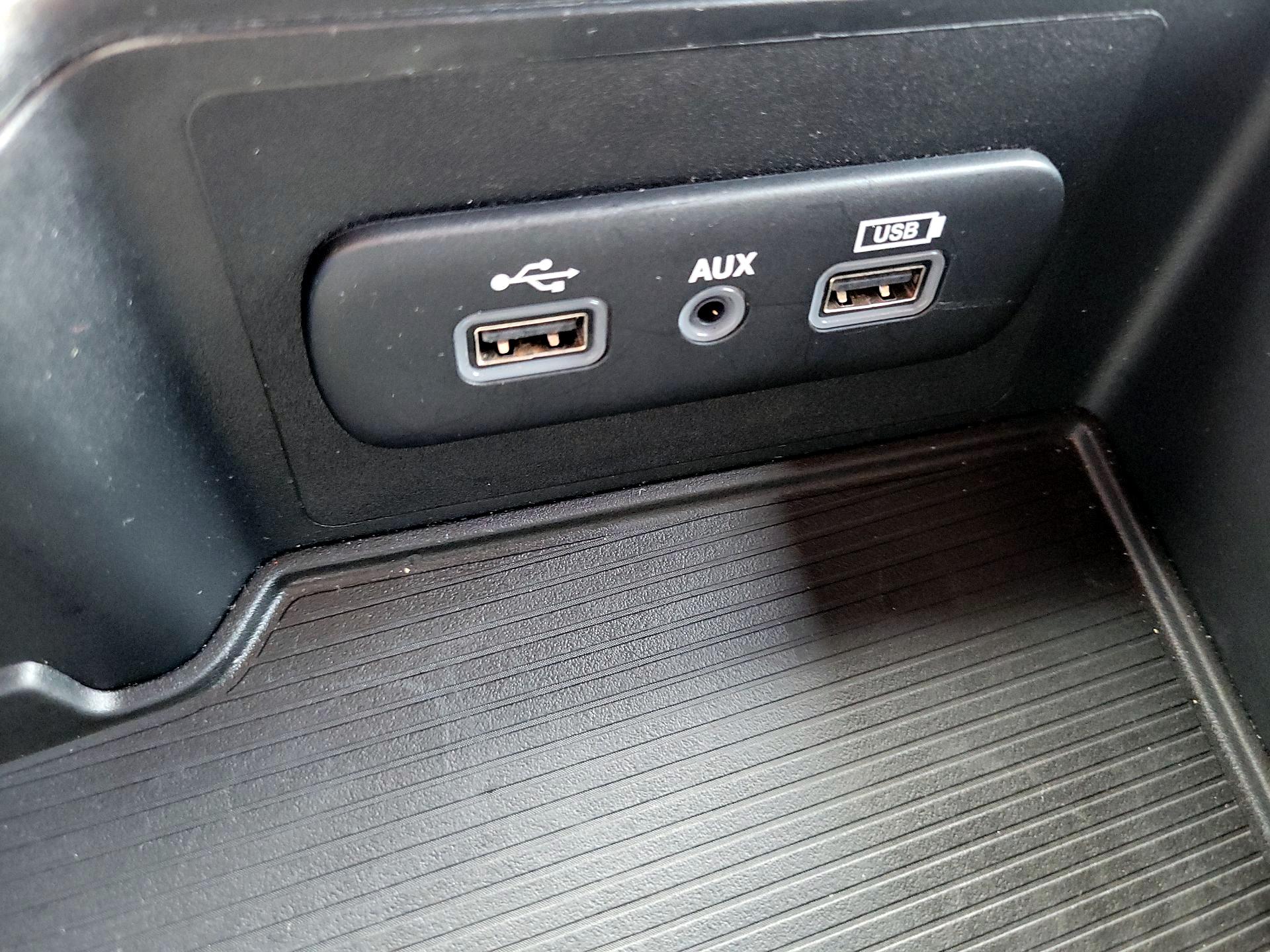 Thumbnail: 2024 RAM 1500 Classic - 18