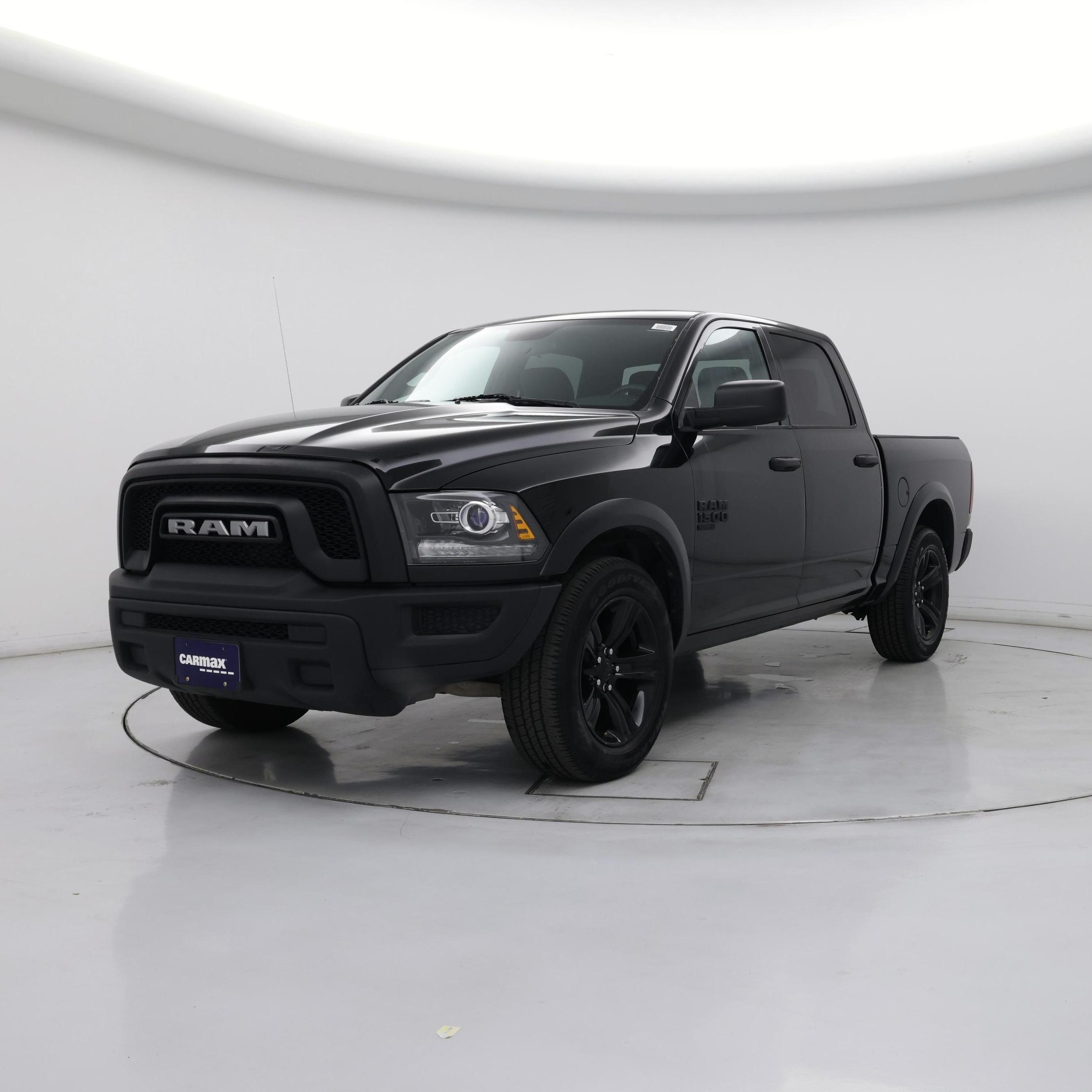Thumbnail: 2024 RAM 1500 Classic - 4