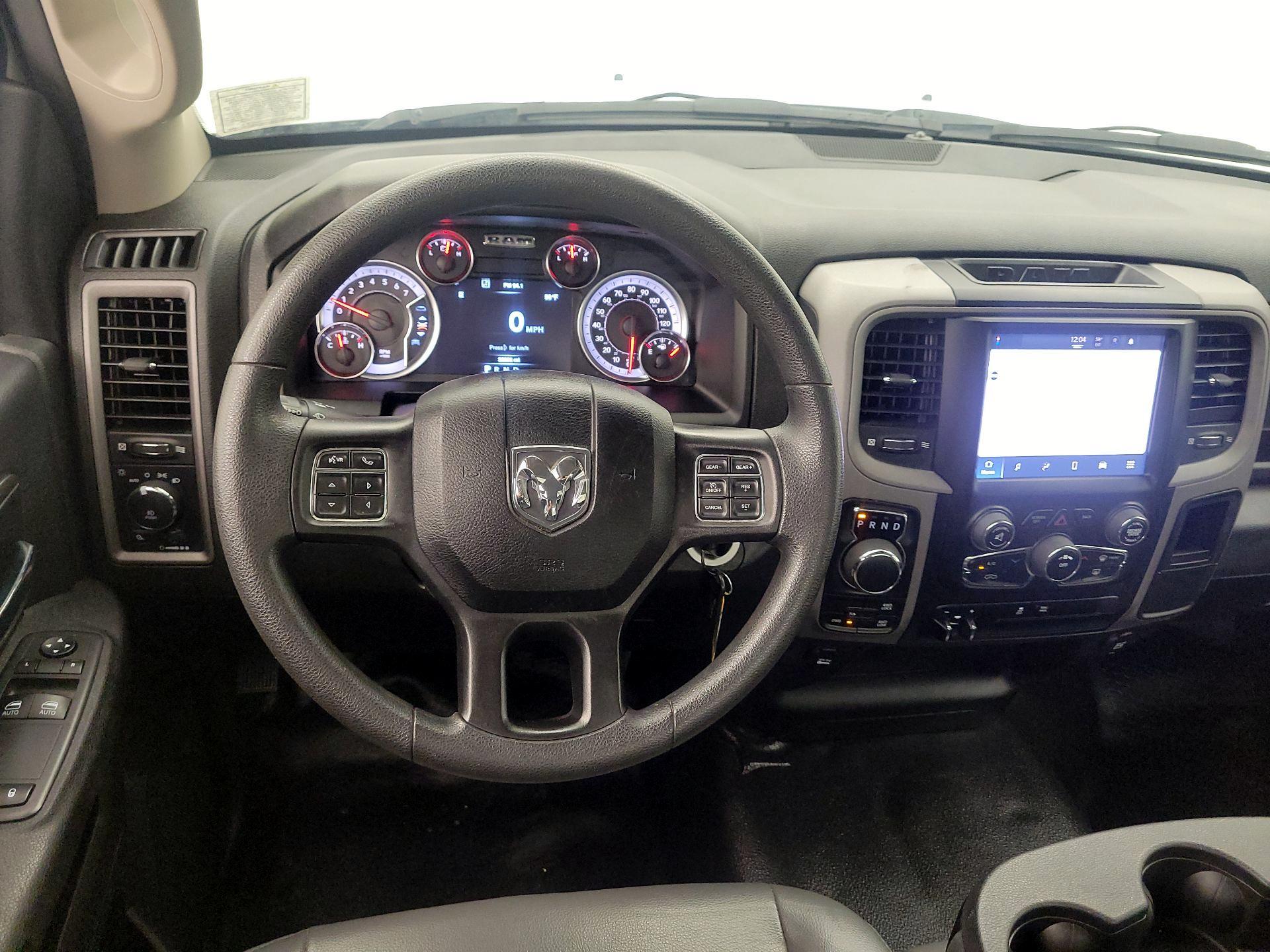 Thumbnail: 2023 RAM 1500 Classic - 10