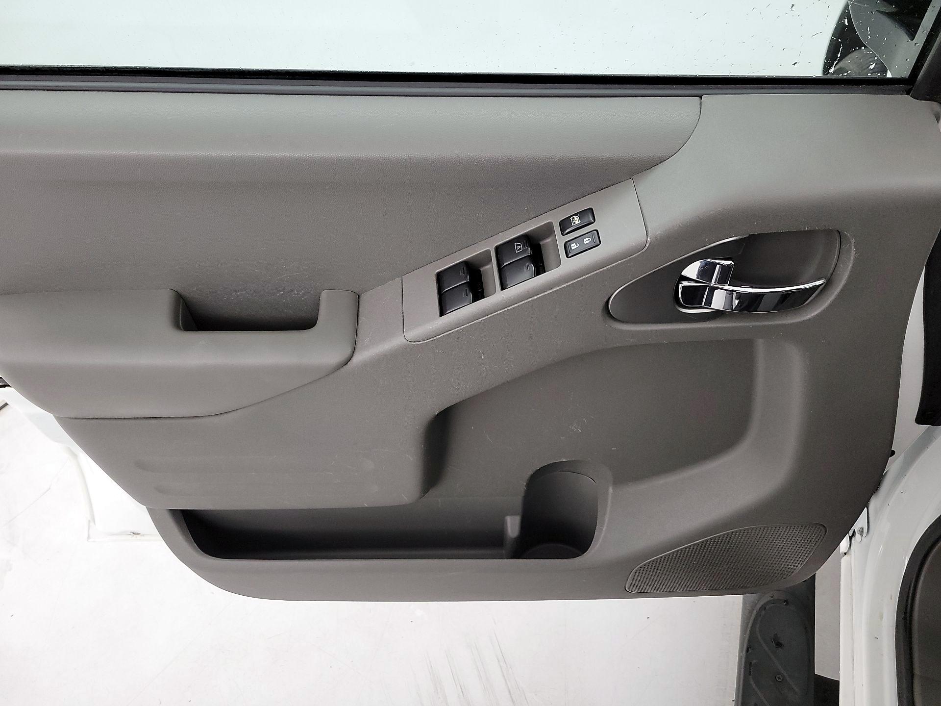 Thumbnail: 2021 Nissan Frontier - 12