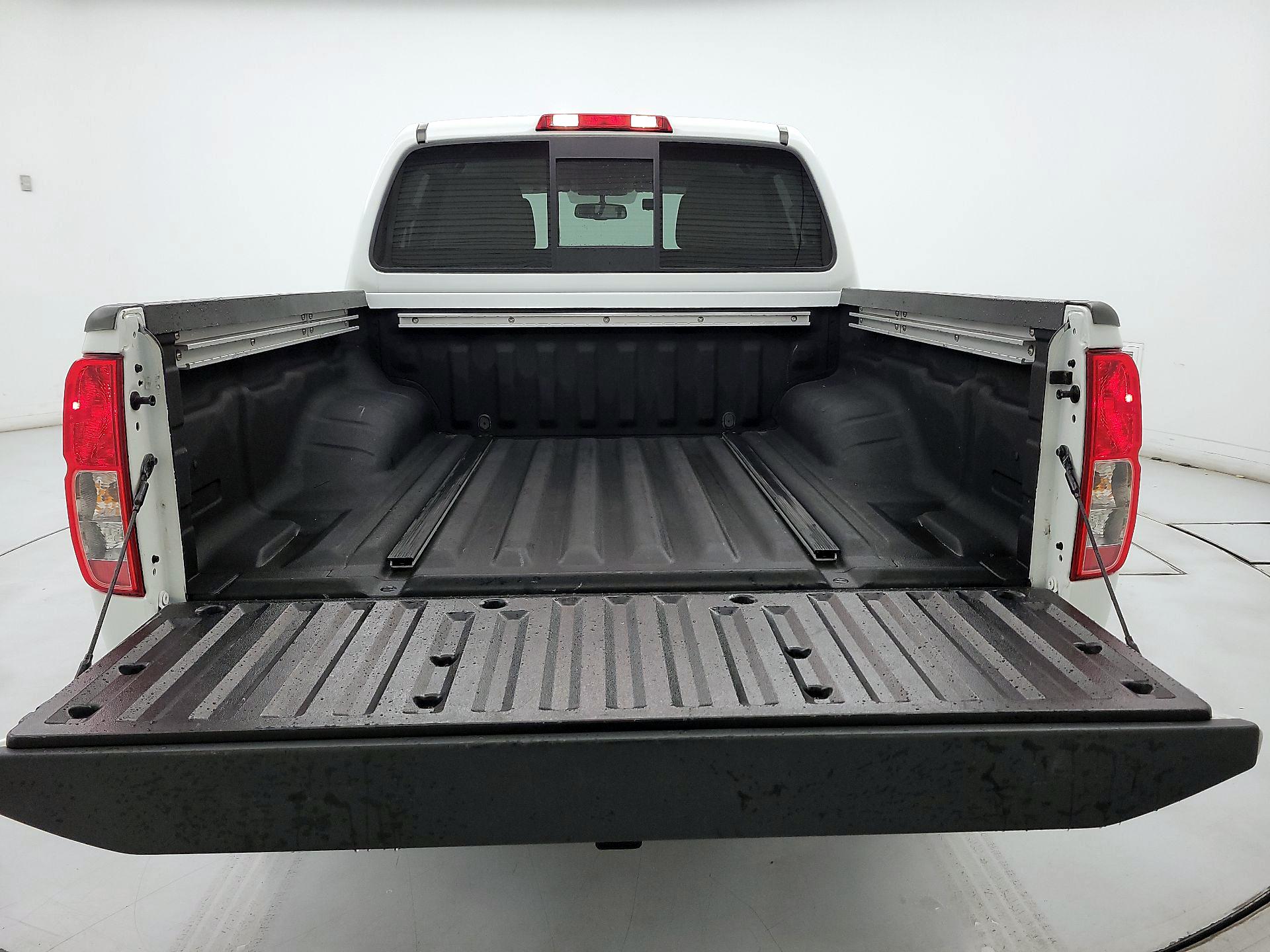 Thumbnail: 2021 Nissan Frontier - 20