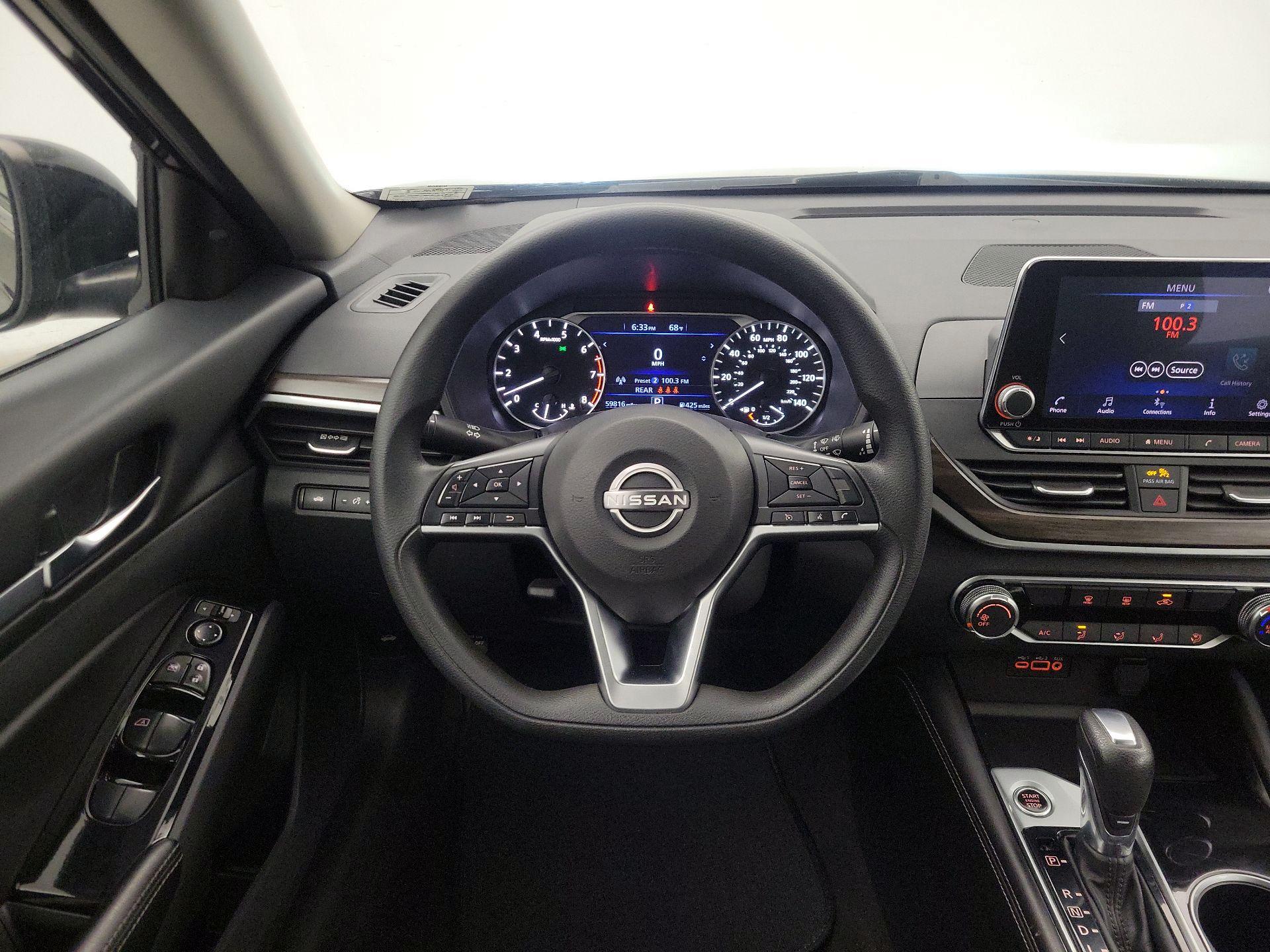 Thumbnail: 2023 Nissan Altima - 10