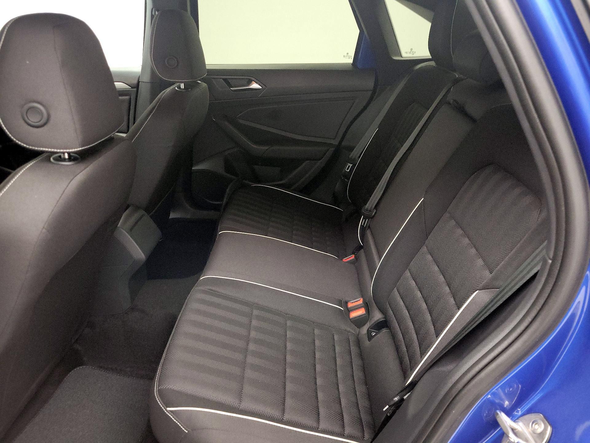 Thumbnail: 2024 Volkswagen Jetta - 19