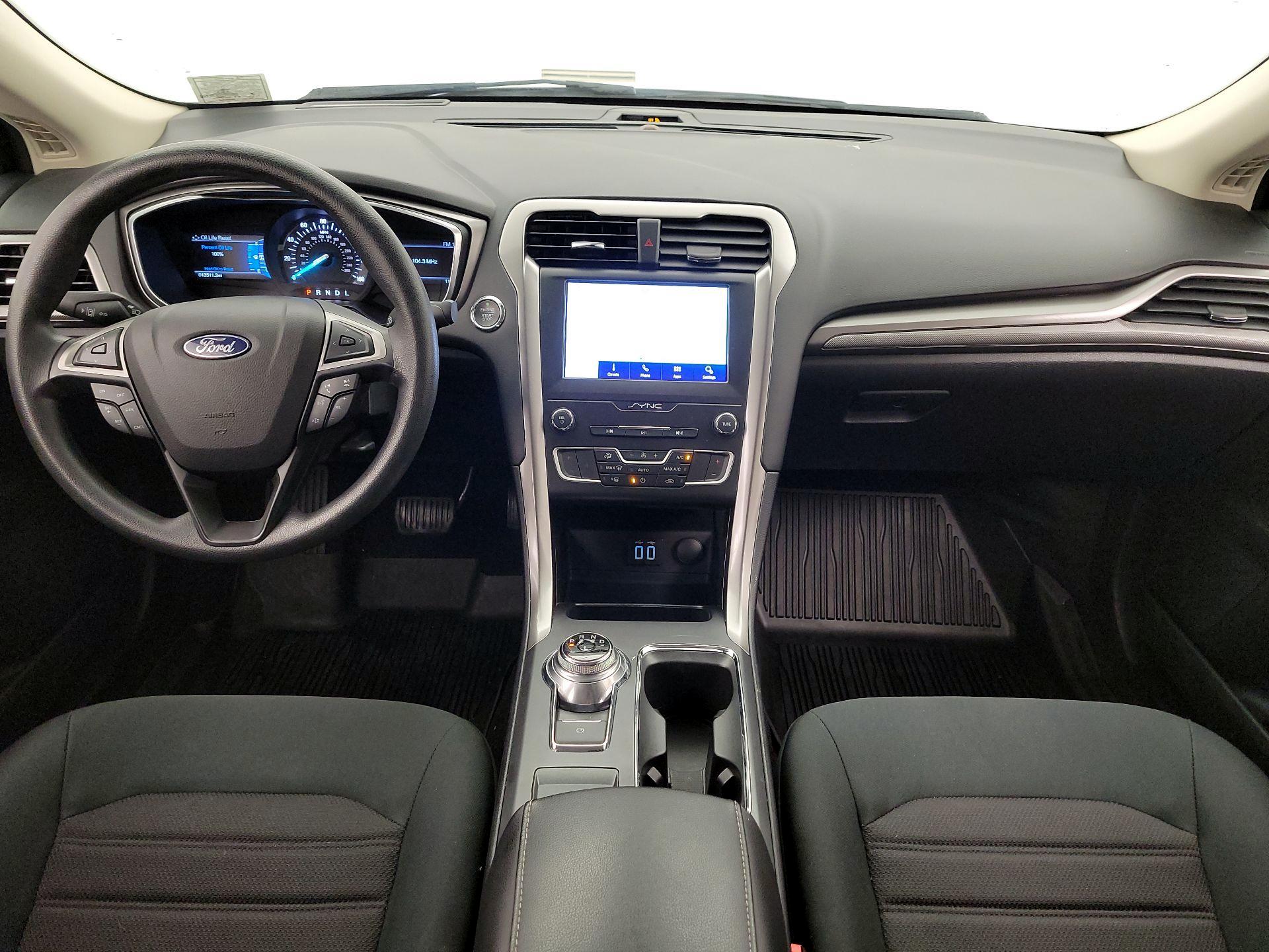 Thumbnail: 2020 Ford Fusion - 9