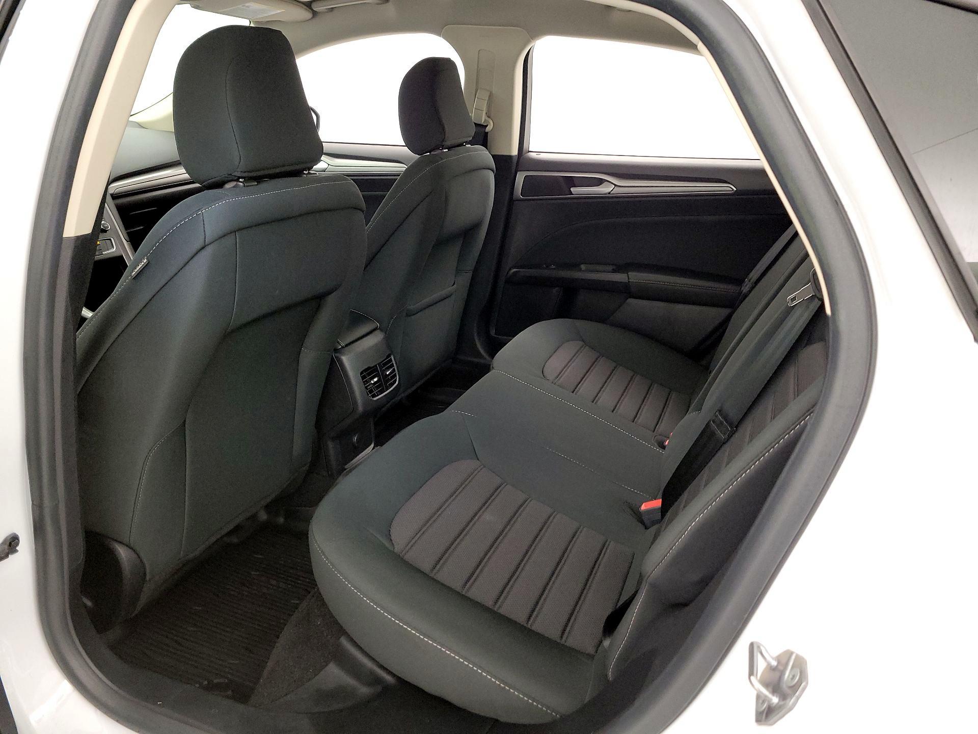 Thumbnail: 2020 Ford Fusion - 19