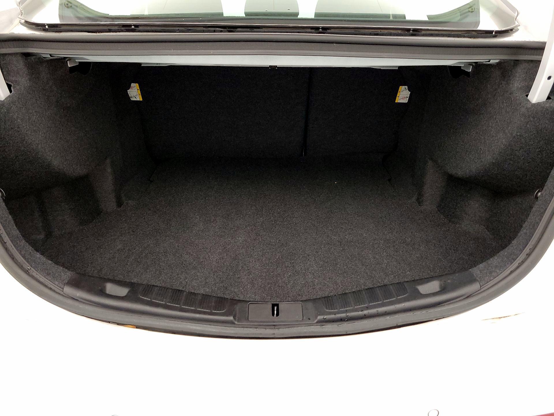 Thumbnail: 2020 Ford Fusion - 20