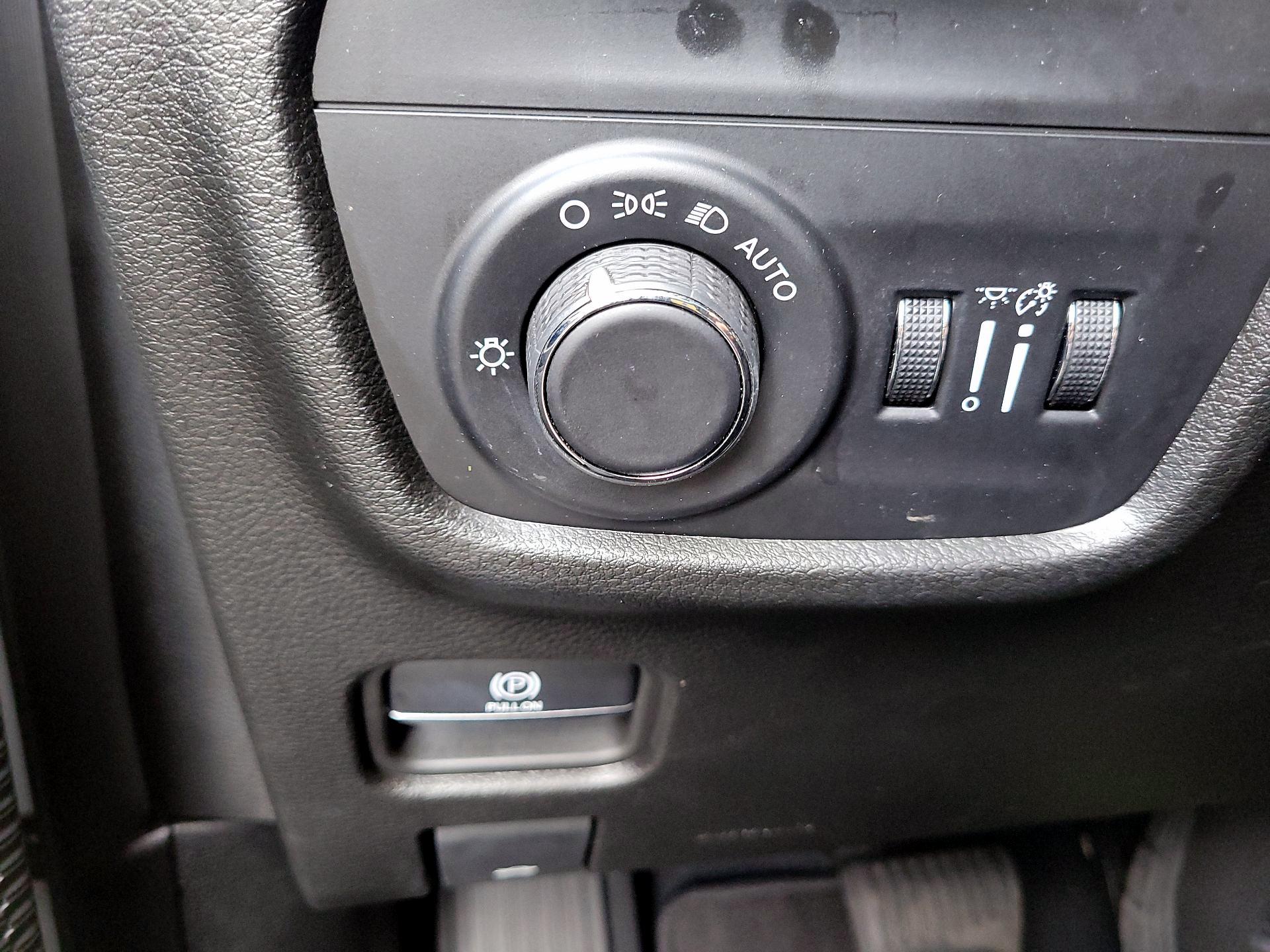 Thumbnail: 2023 Jeep Grand Cherokee - 13