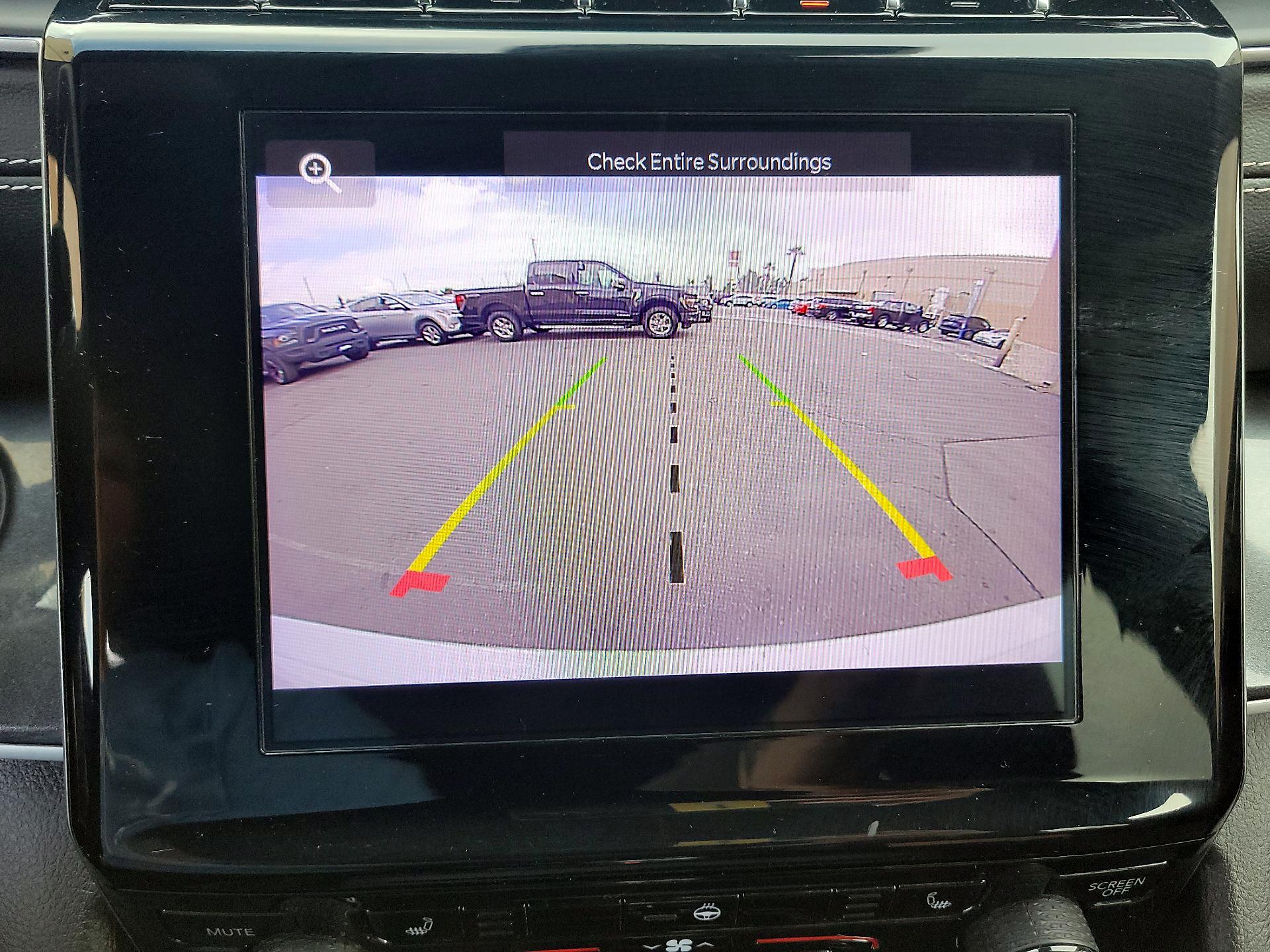 Thumbnail: 2023 Jeep Grand Cherokee - 14