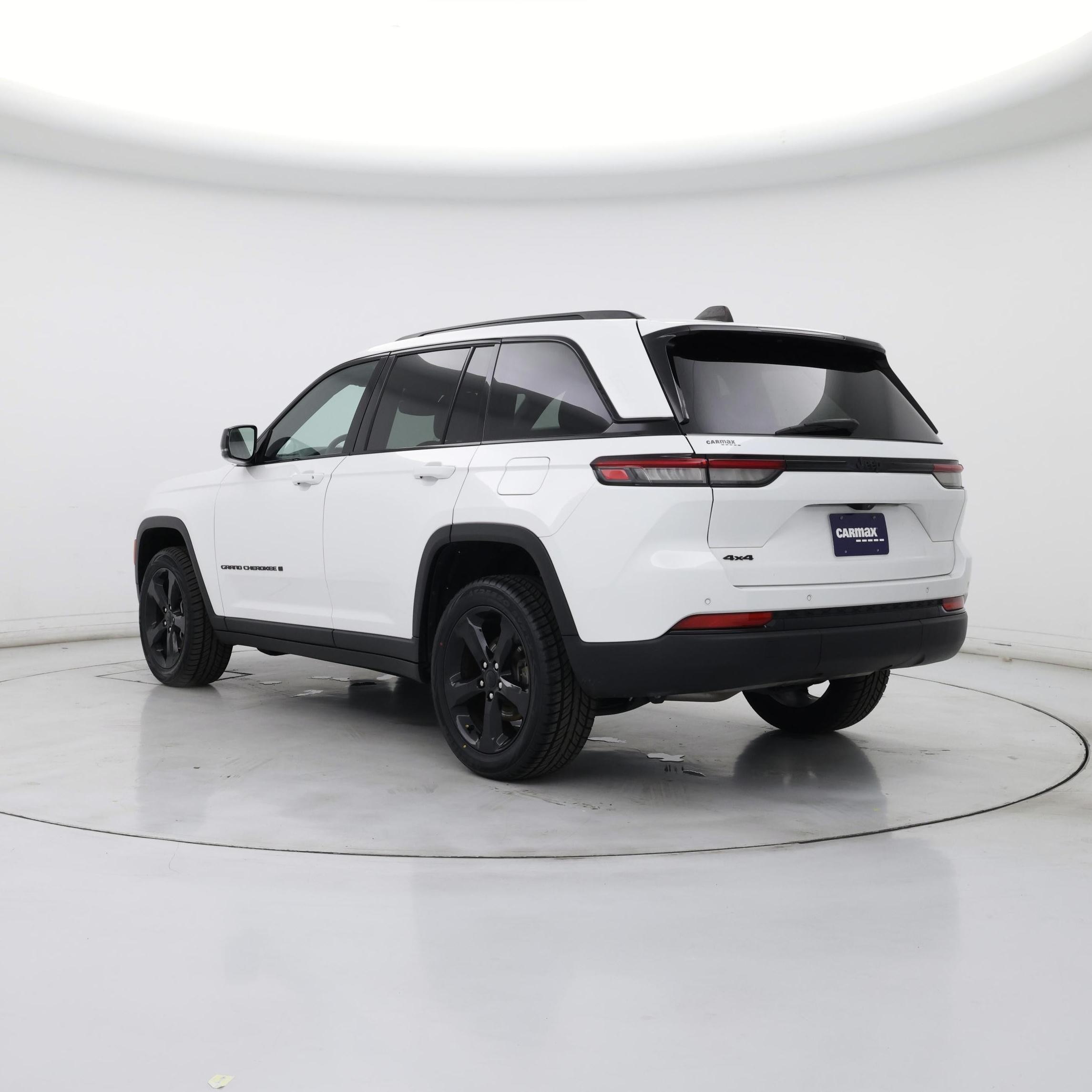 Thumbnail: 2023 Jeep Grand Cherokee - 2