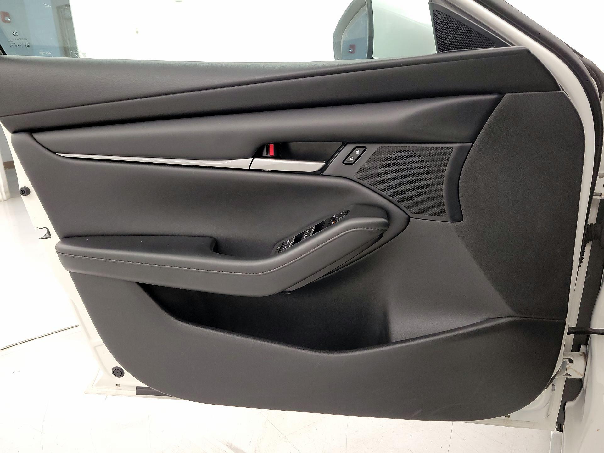 Thumbnail: 2023 Mazda Mazda3 - 12