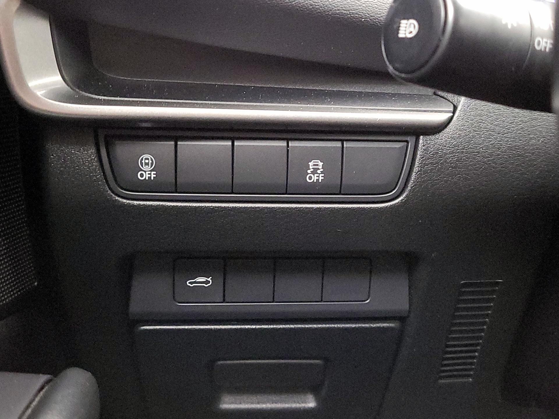 Thumbnail: 2023 Mazda Mazda3 - 13