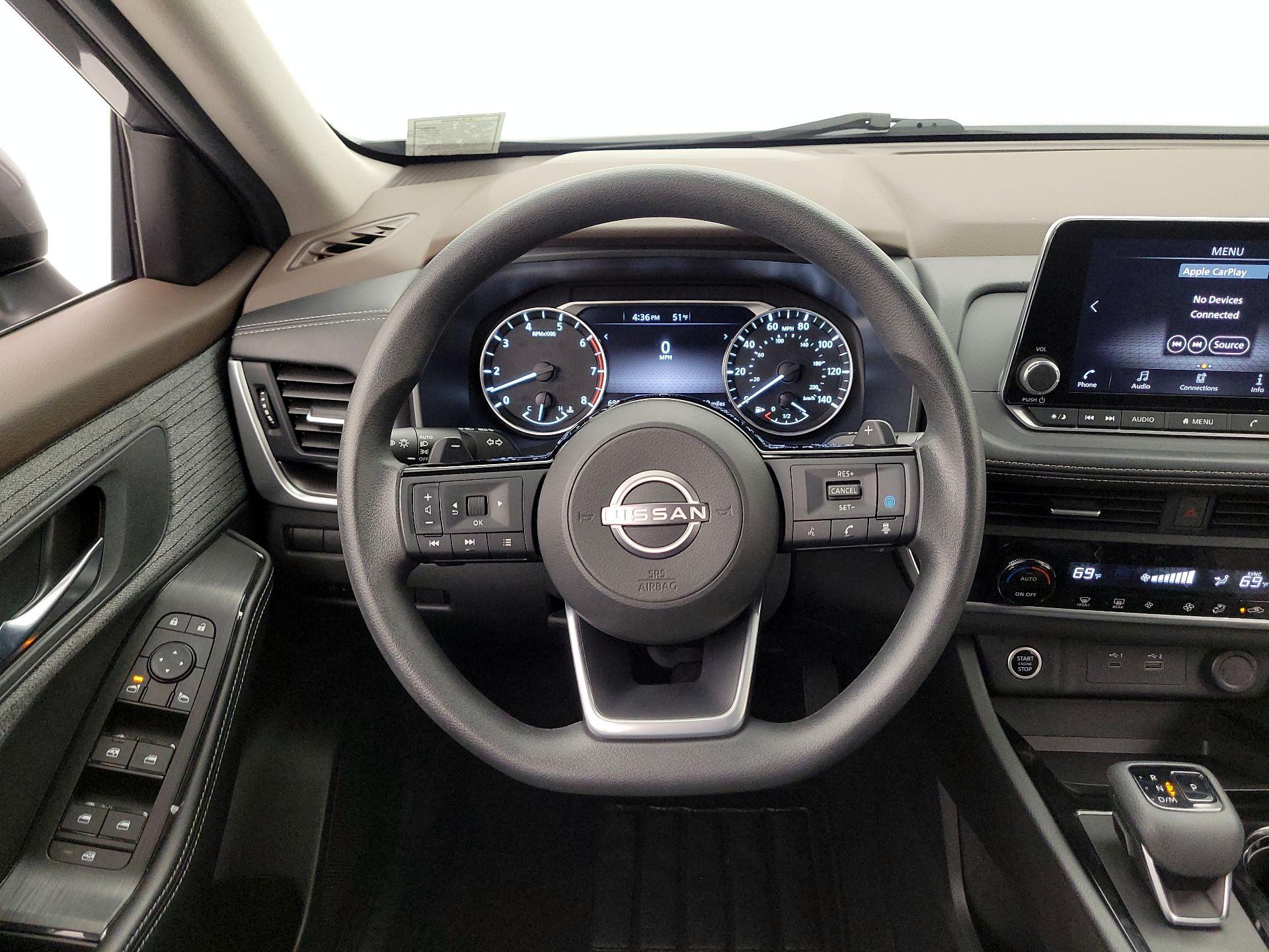 Thumbnail: 2023 Nissan Rogue - 10