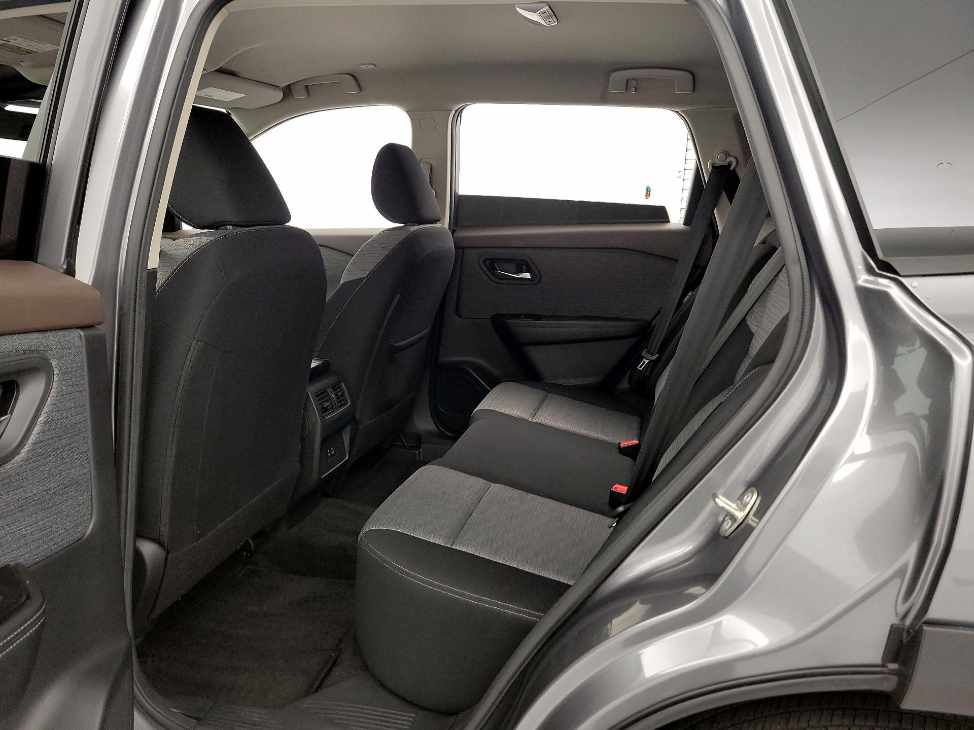 Thumbnail: 2023 Nissan Rogue - 19