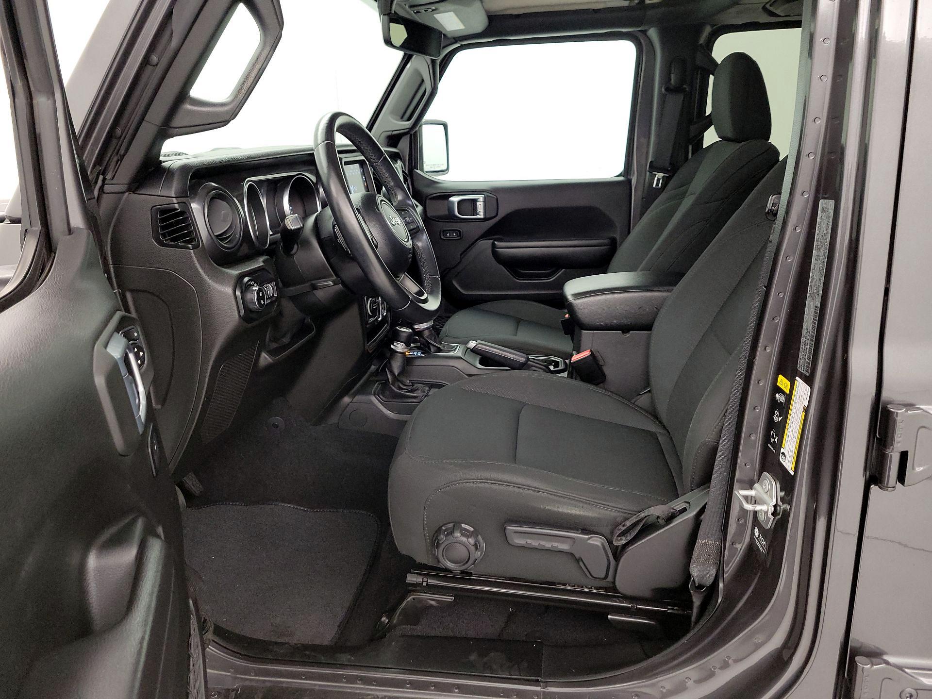 Thumbnail: 2021 Jeep Gladiator - 11