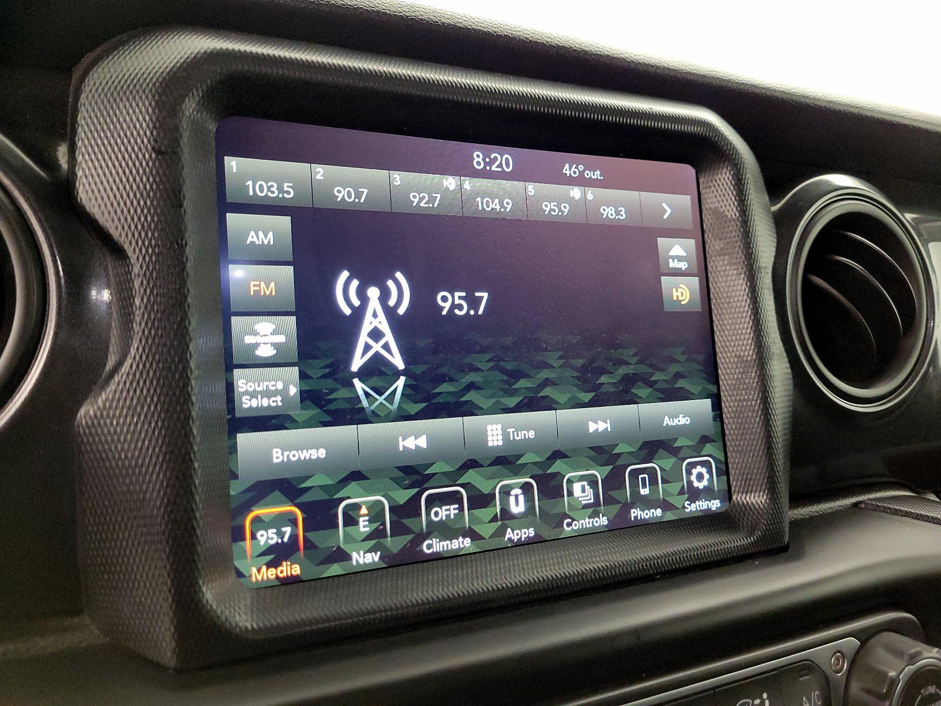 Thumbnail: 2021 Jeep Gladiator - 15