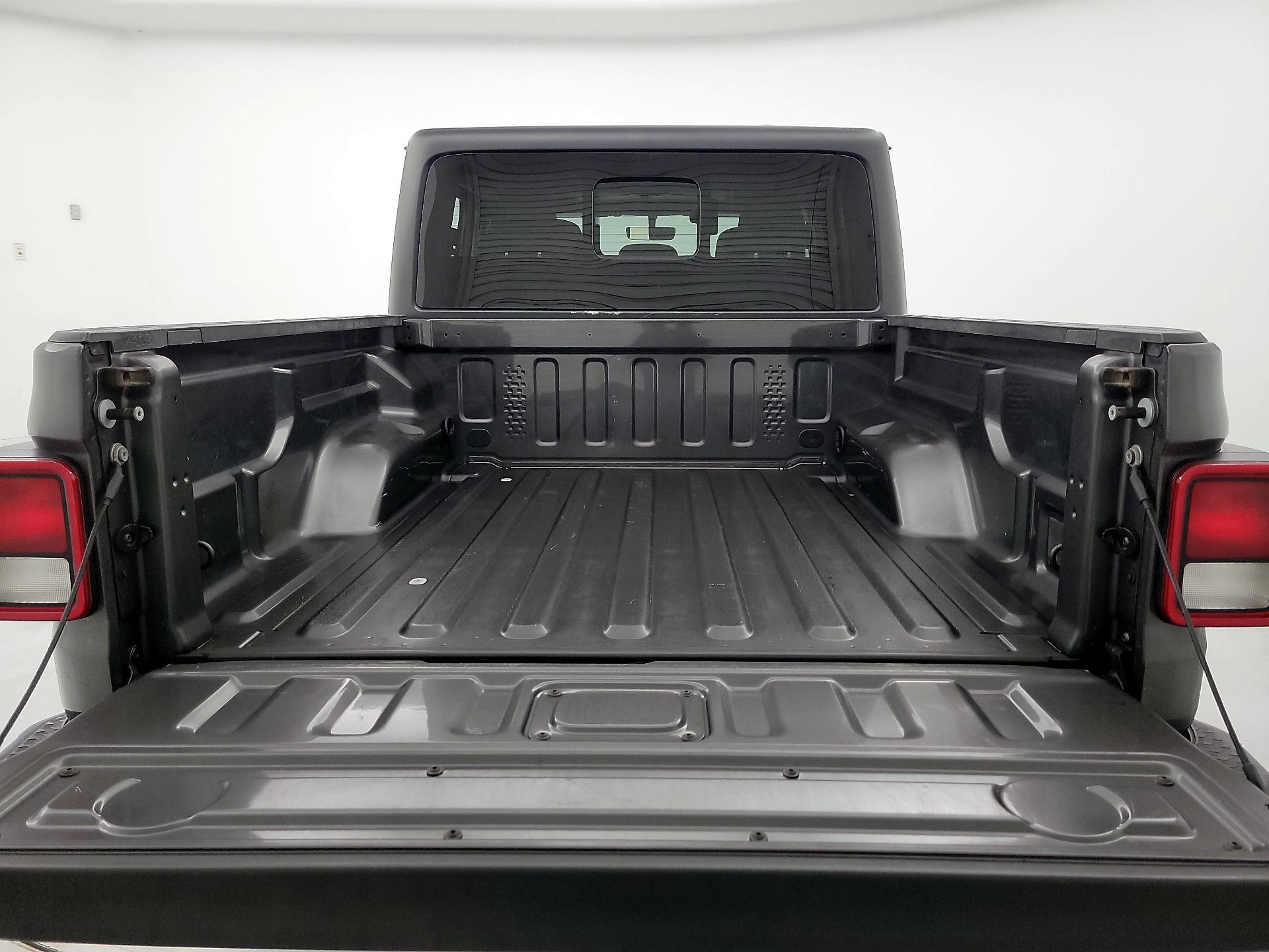 Thumbnail: 2021 Jeep Gladiator - 20