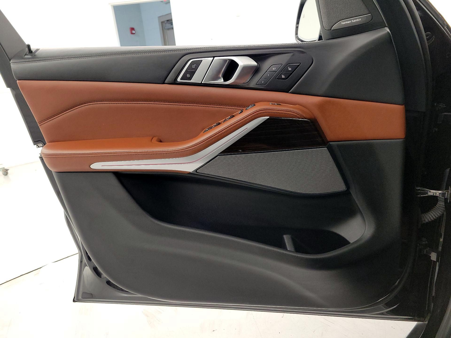 Thumbnail: 2020 BMW X5 - 12