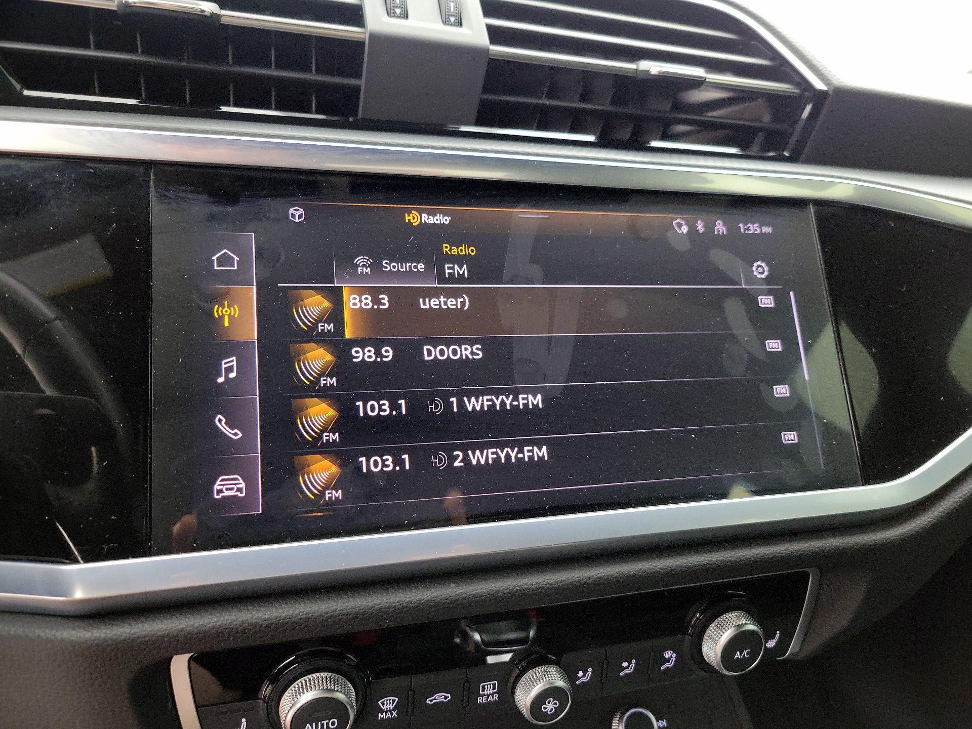 Thumbnail: 2023 Audi Q3 - 15