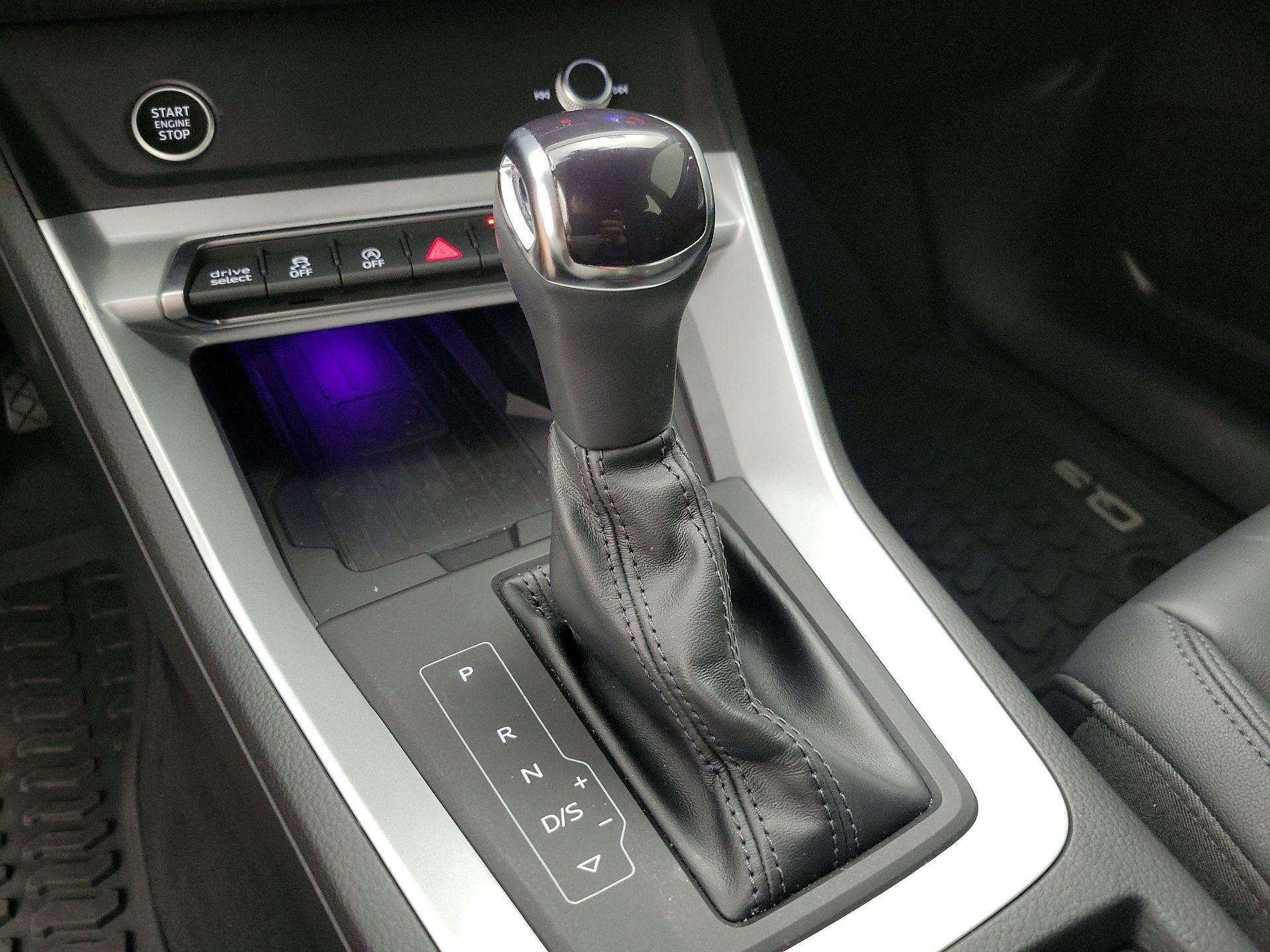 Thumbnail: 2023 Audi Q3 - 17