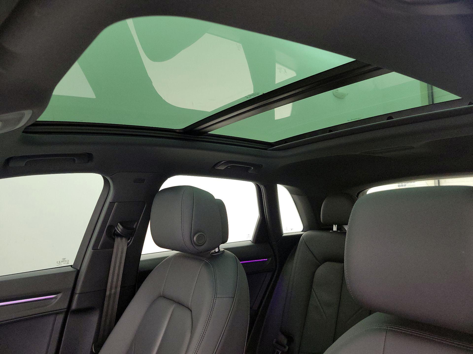 Thumbnail: 2023 Audi Q3 - 19