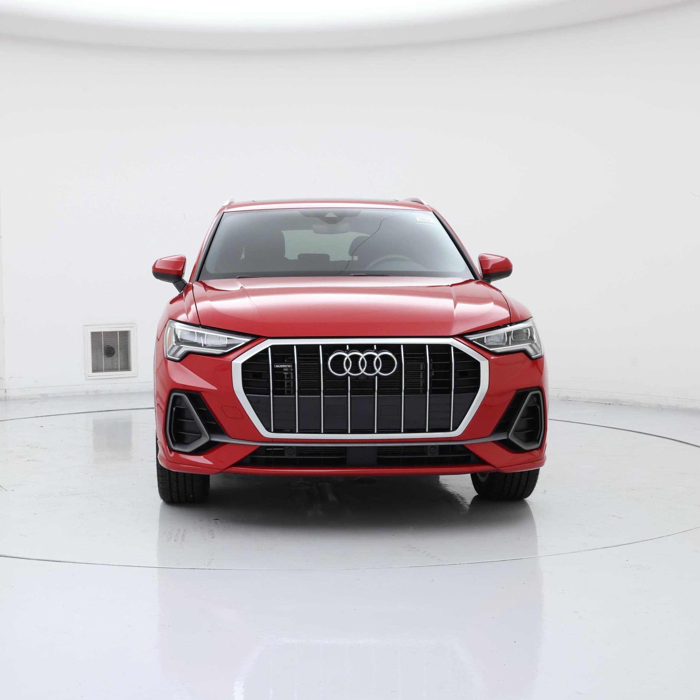 Thumbnail: 2023 Audi Q3 - 5