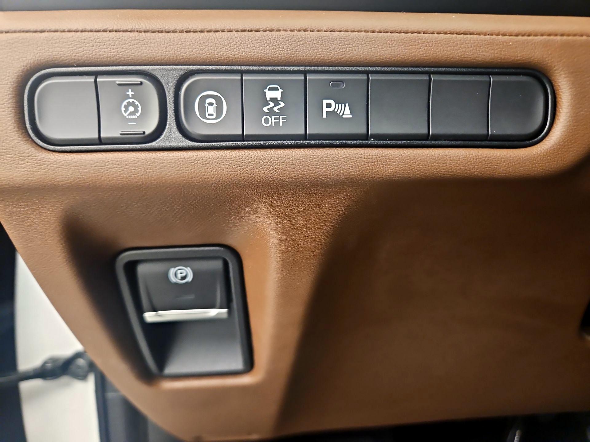 Thumbnail: 2022 Acura MDX - 13