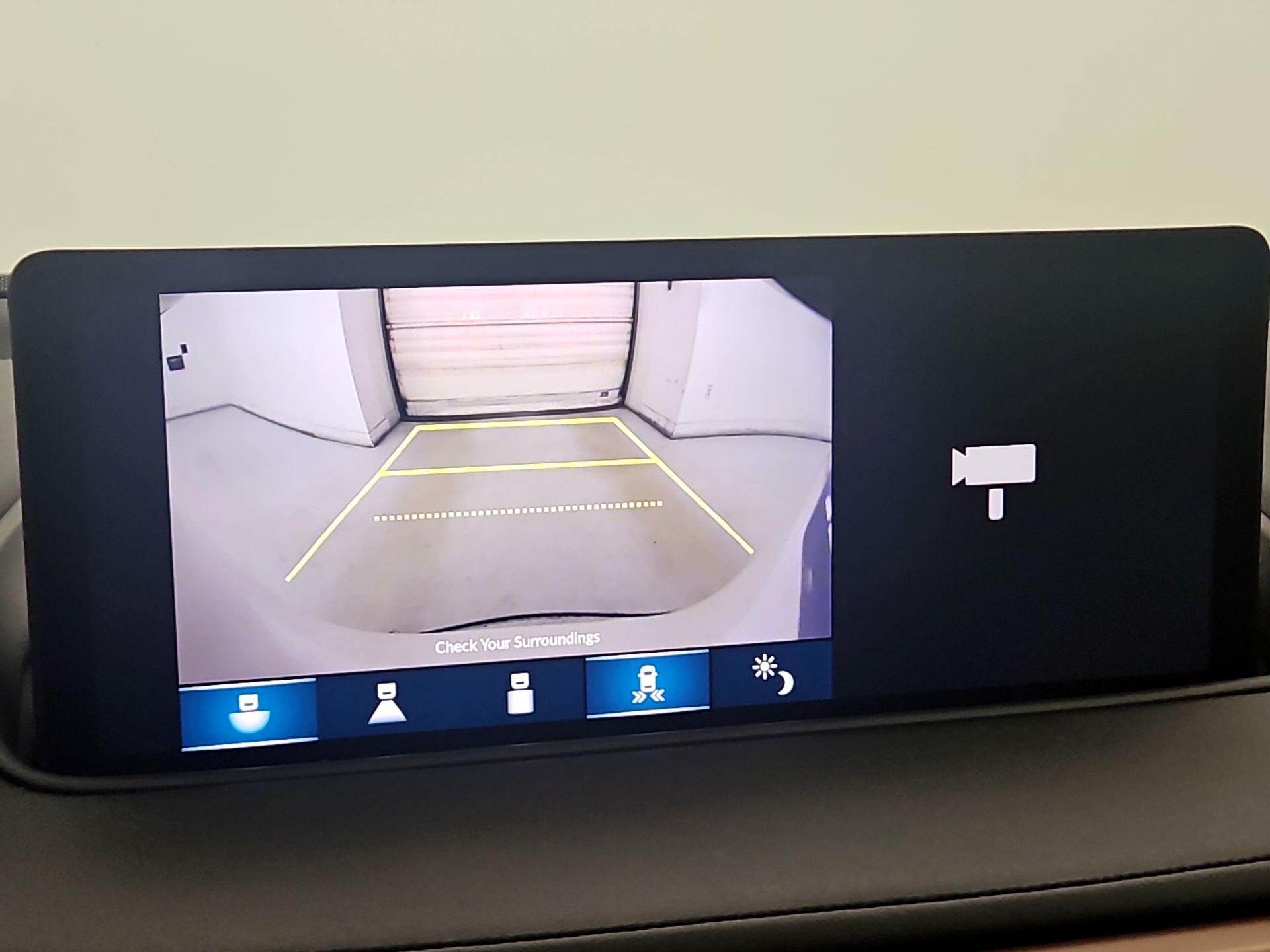 Thumbnail: 2022 Acura MDX - 15