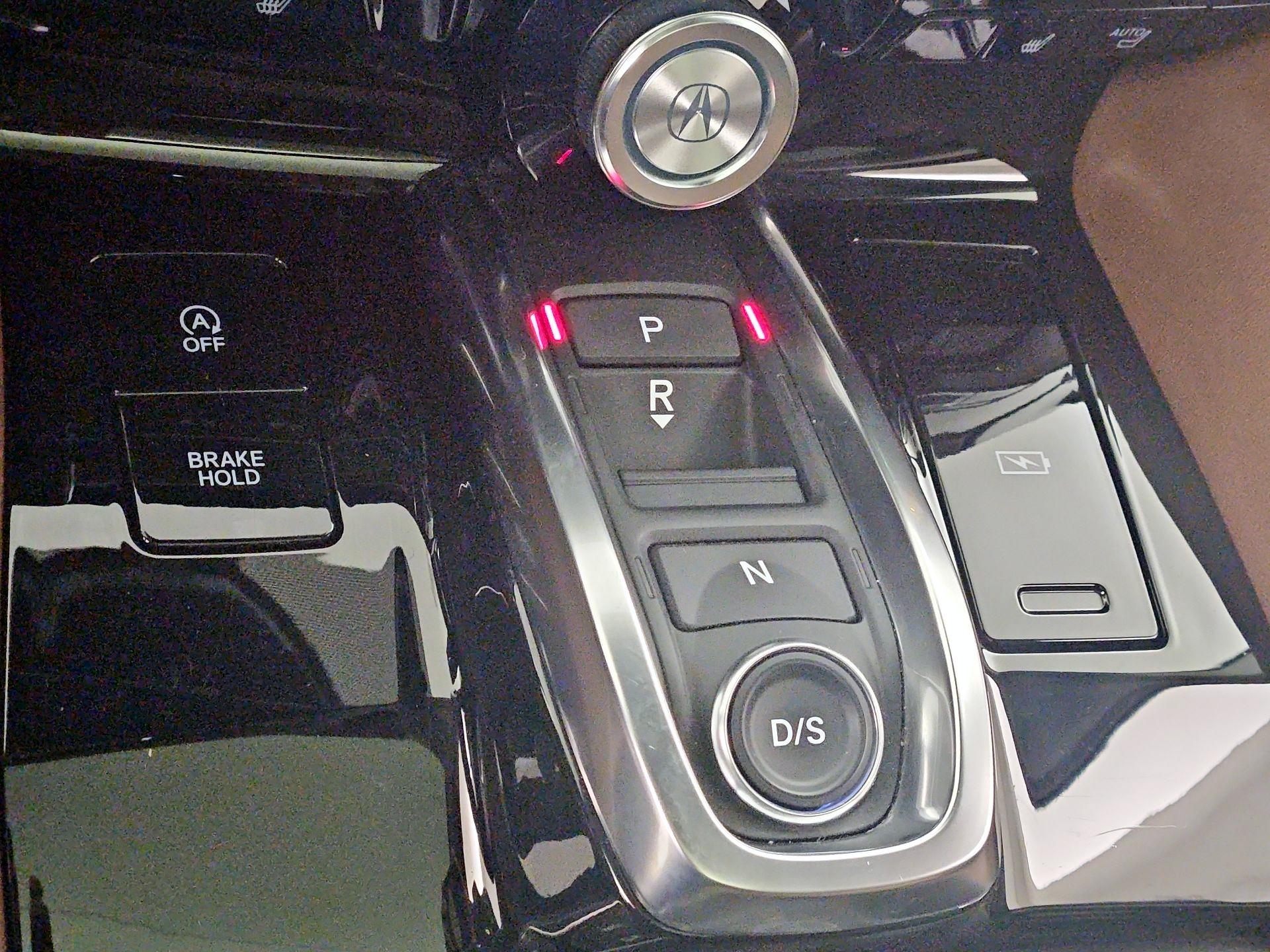 Thumbnail: 2022 Acura MDX - 18