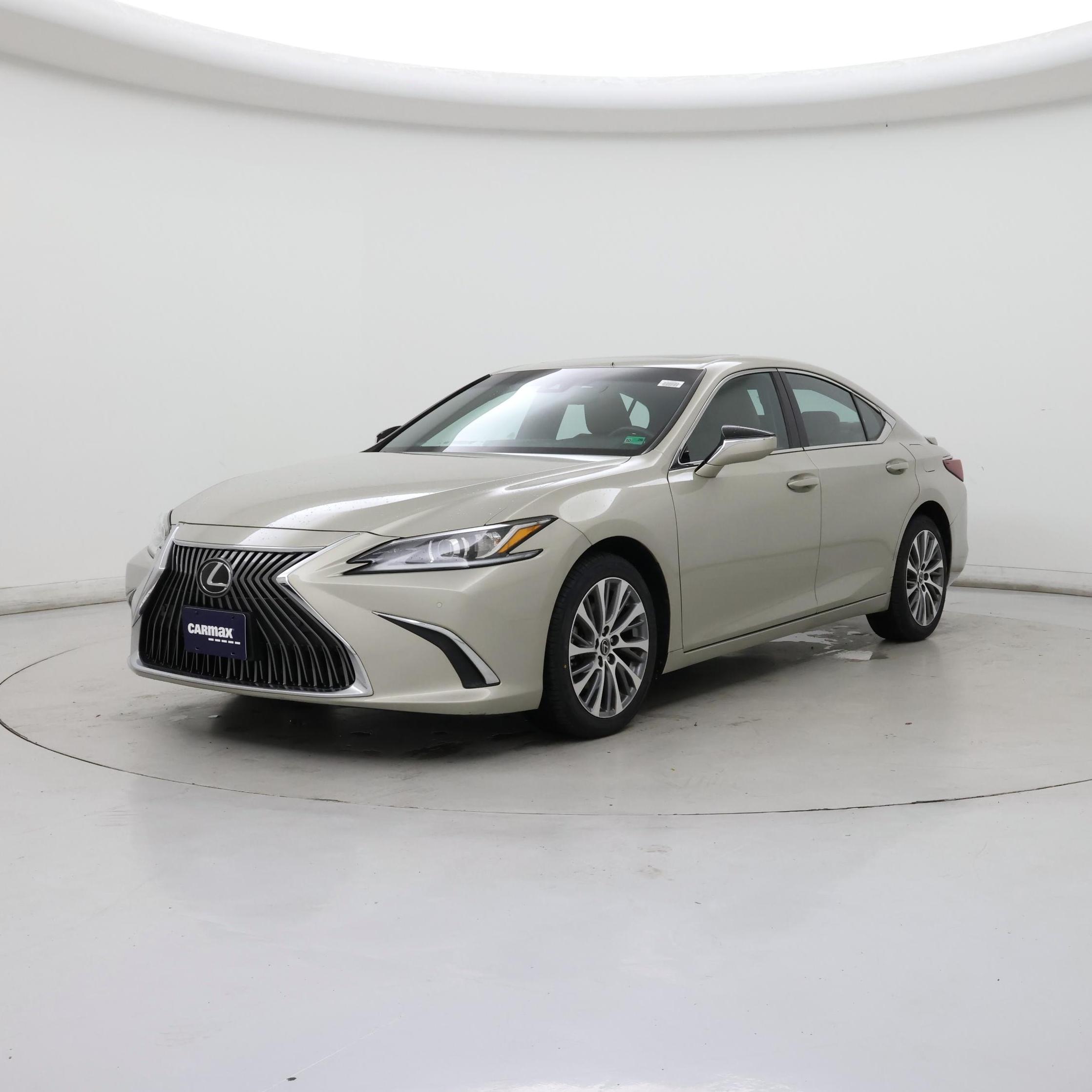 Thumbnail: 2021 Lexus ES - 4
