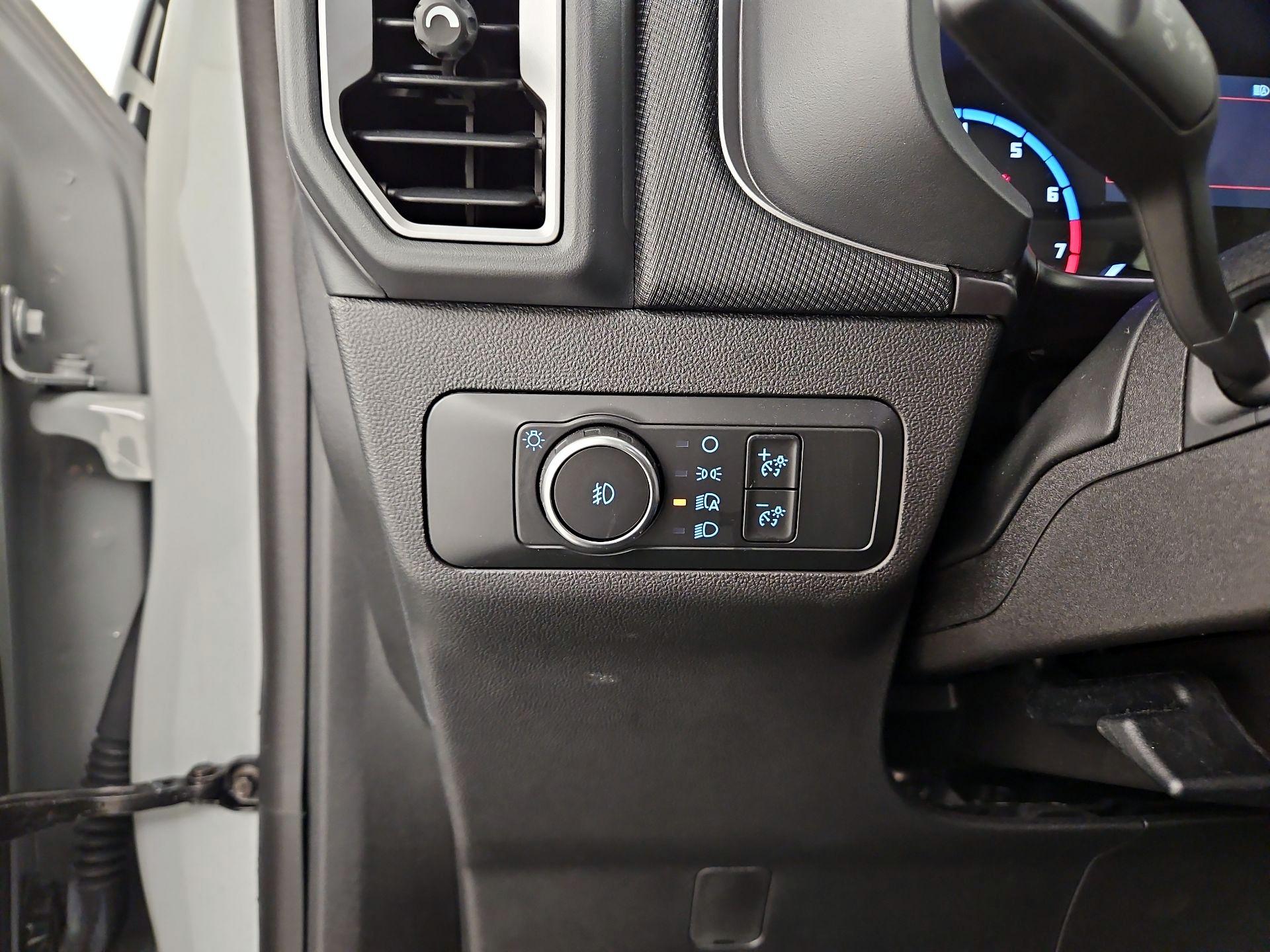 Thumbnail: 2022 Ford Bronco Sport - 13