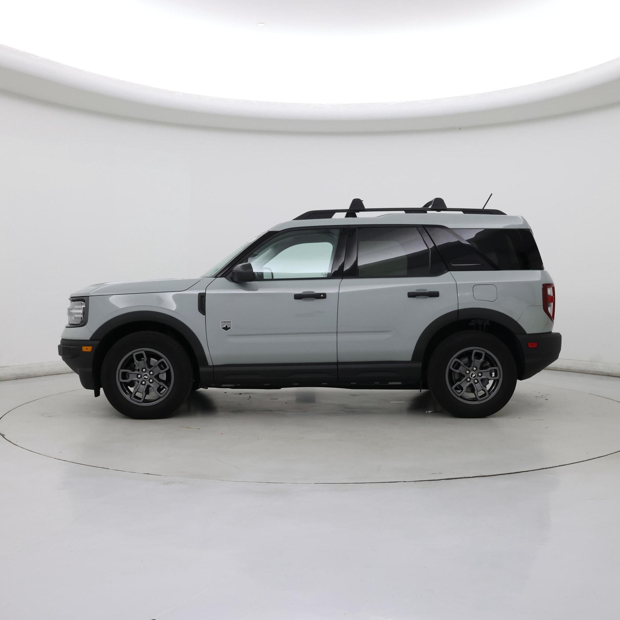 Thumbnail: 2022 Ford Bronco Sport - 3