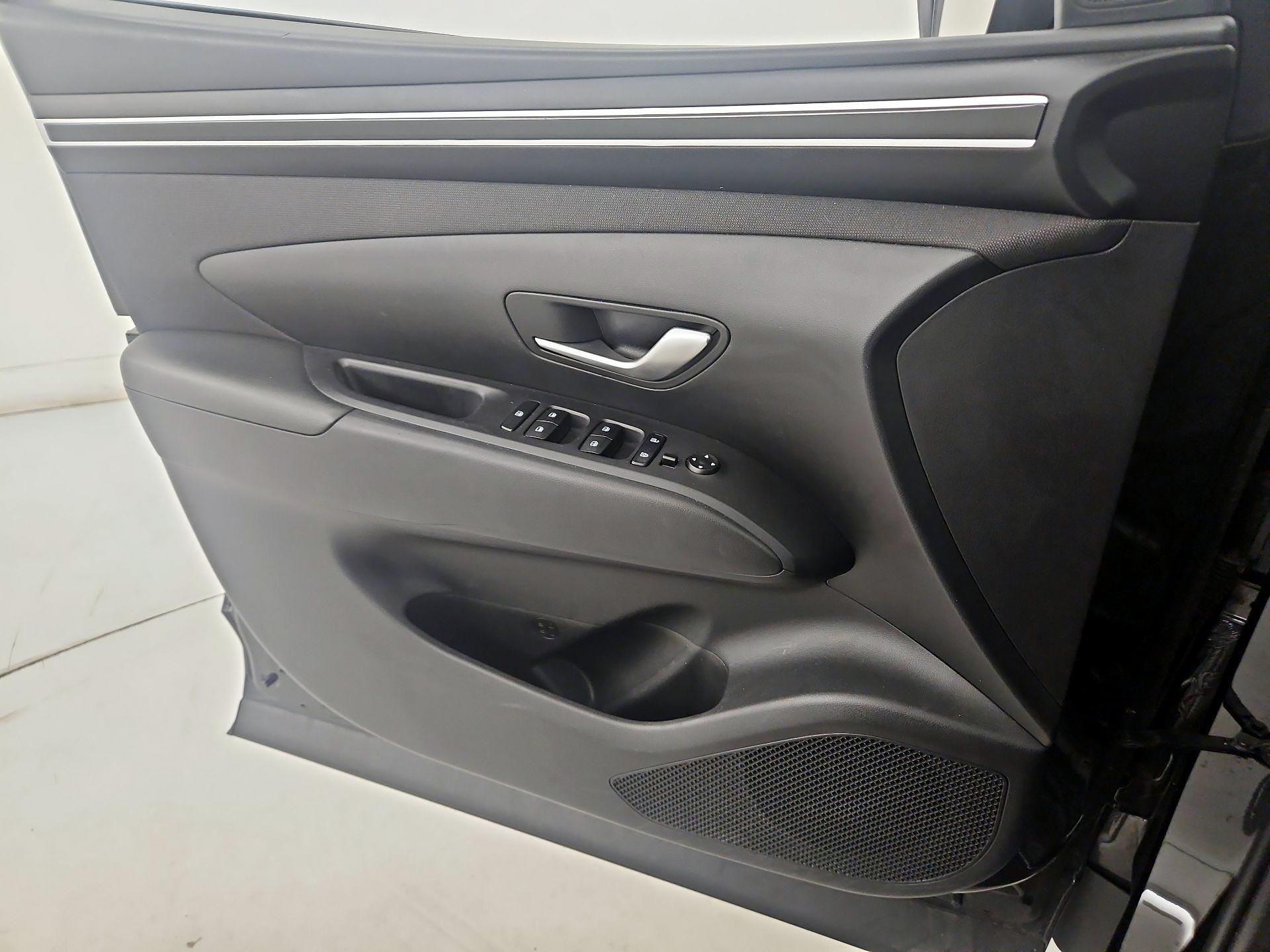 Thumbnail: 2023 Hyundai Tucson - 12