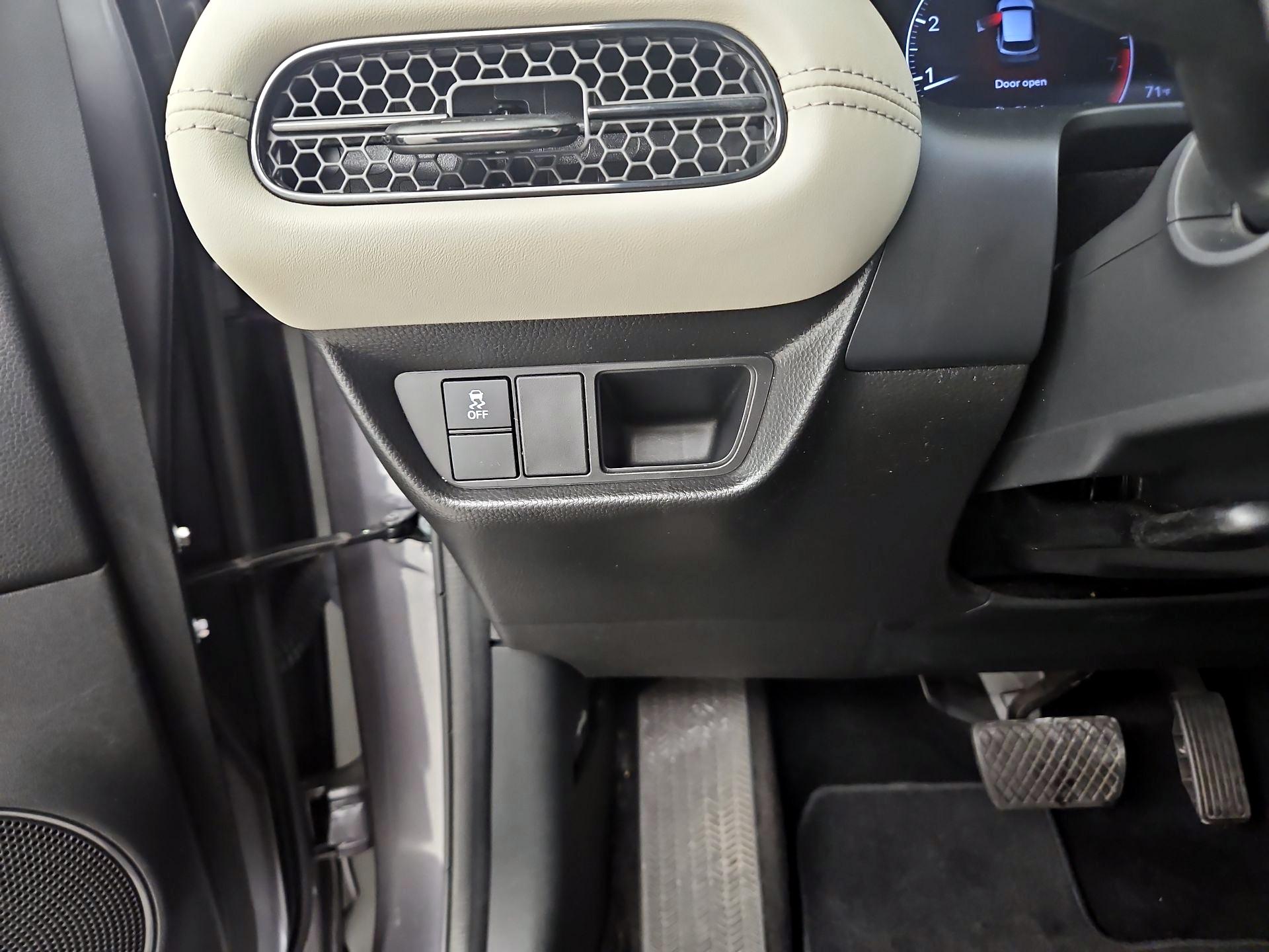 Thumbnail: 2023 Honda HR-V - 13