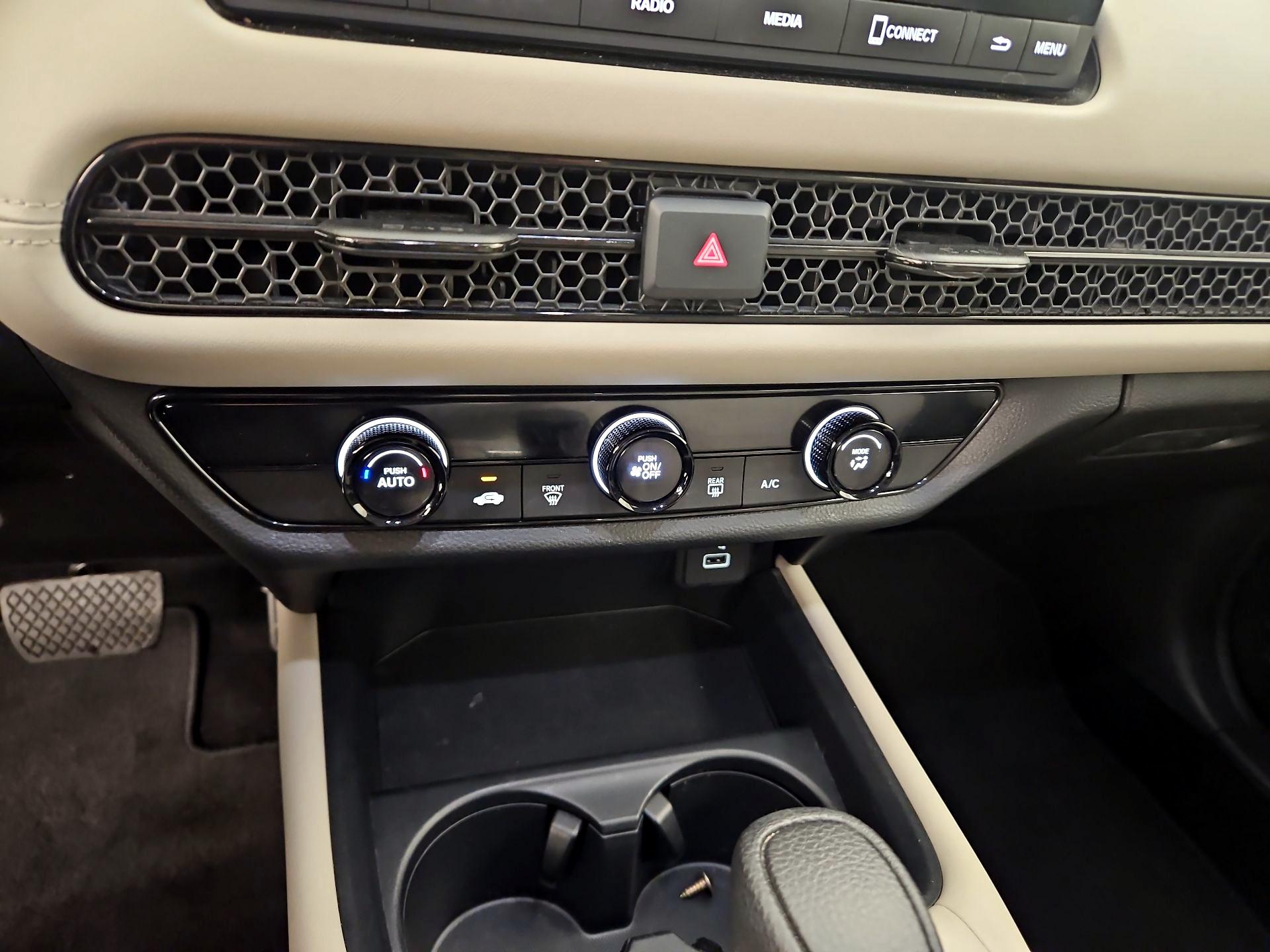 Thumbnail: 2023 Honda HR-V - 16