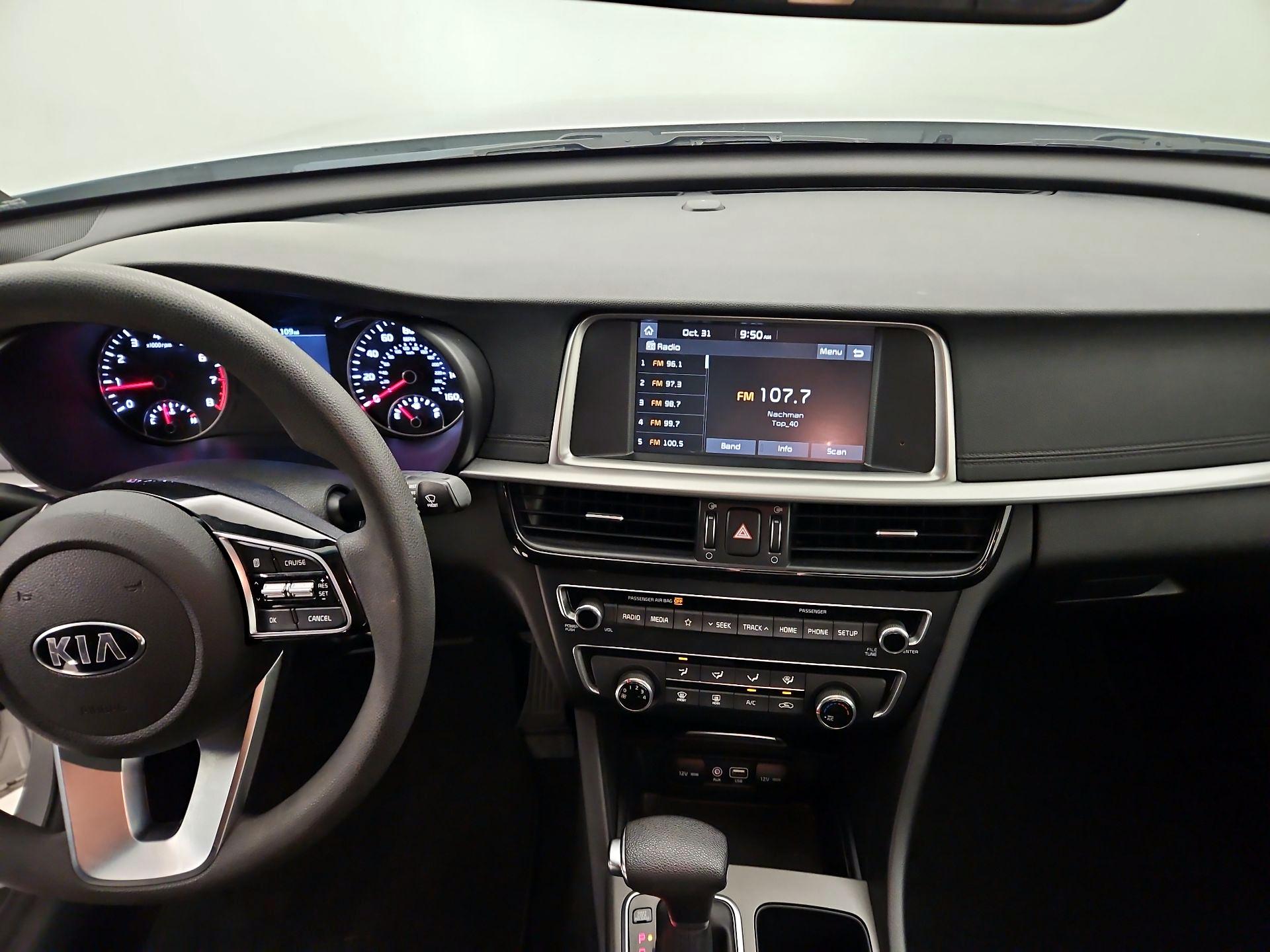 Thumbnail: 2020 Kia Optima - 9