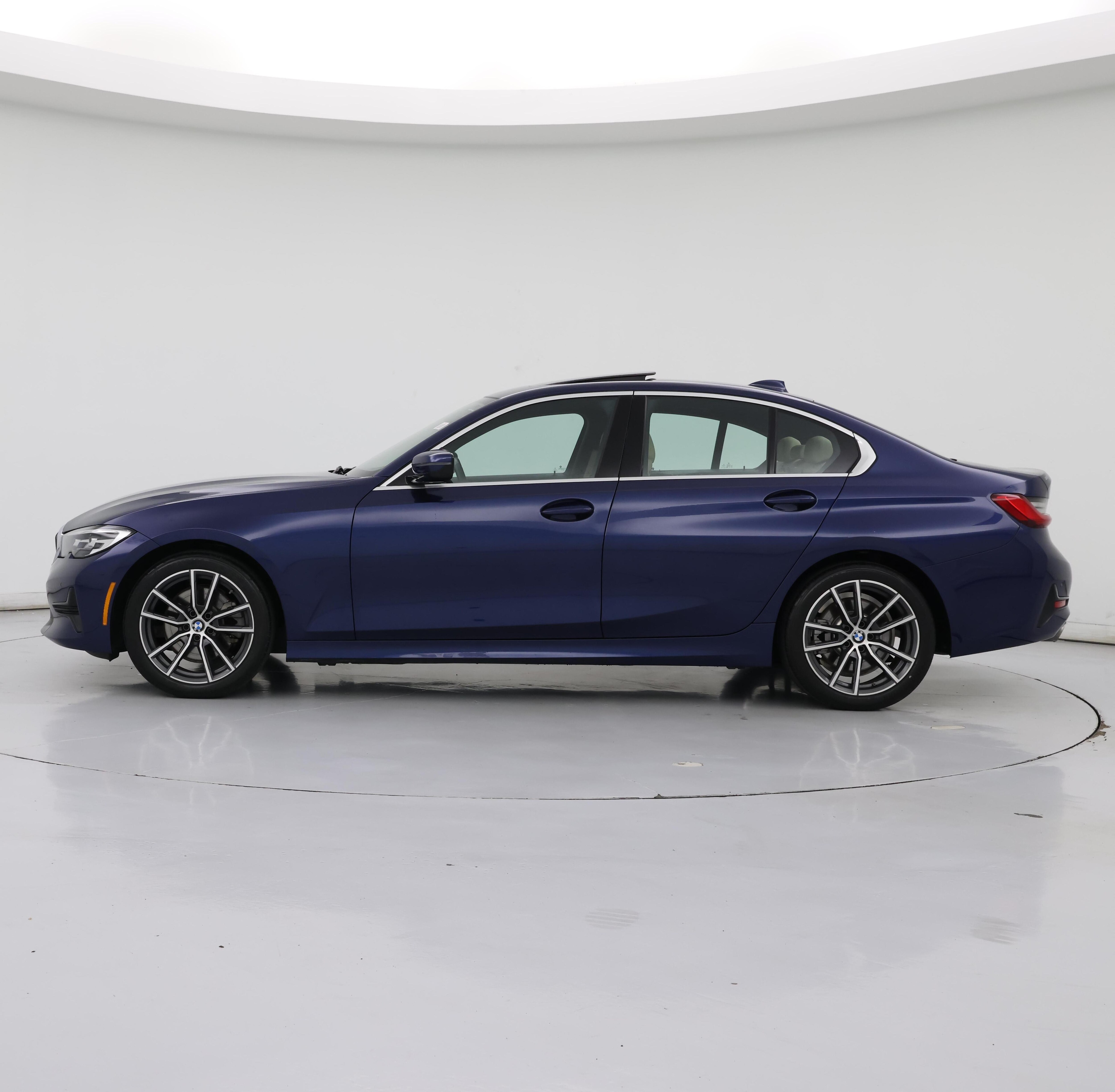Thumbnail: 2020 BMW 3 Series - 3