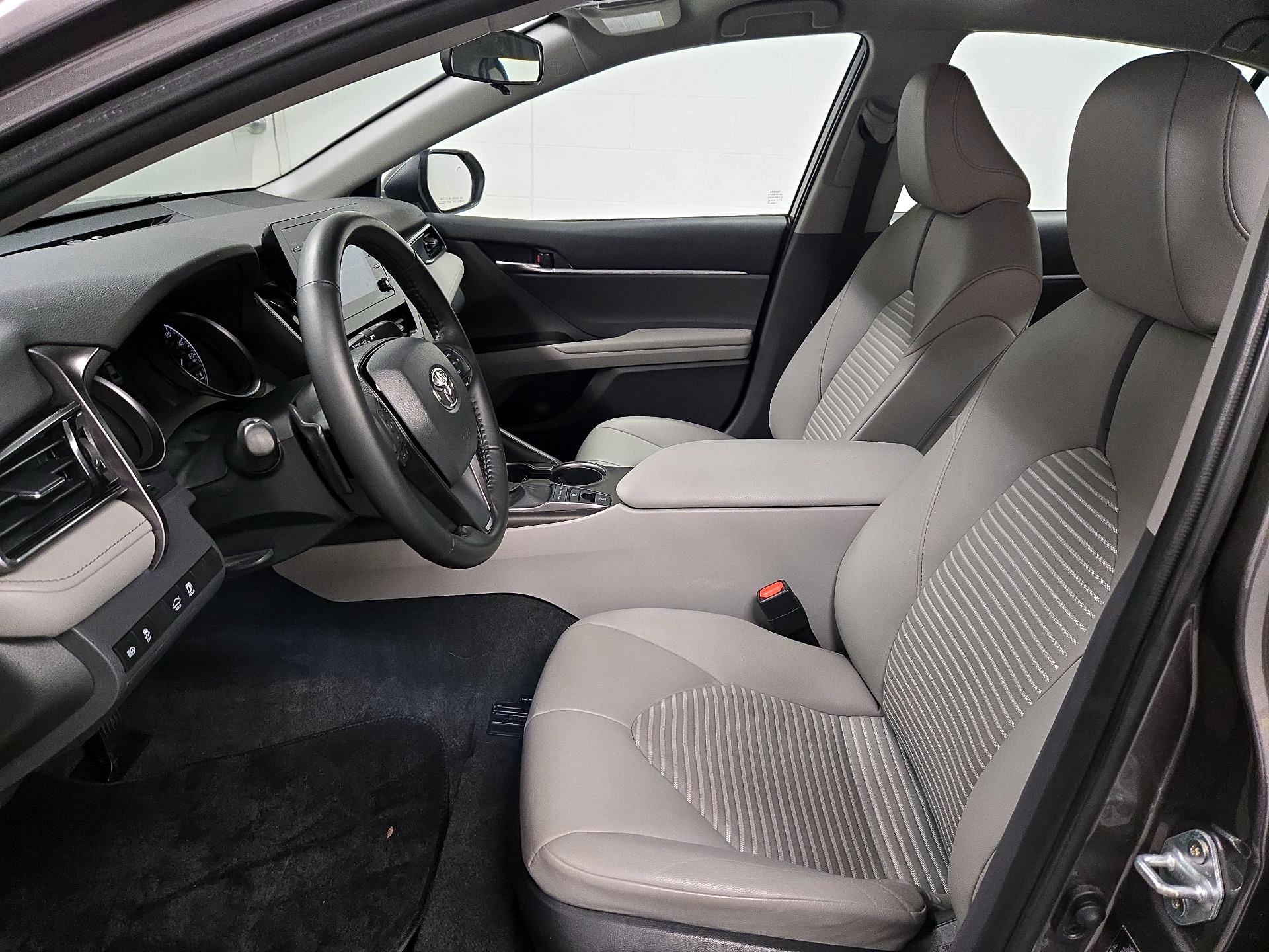 Thumbnail: 2023 Toyota Camry - 11