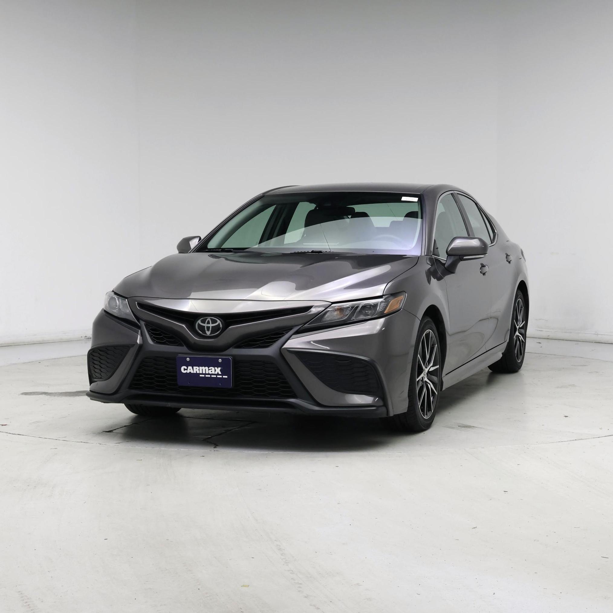 Thumbnail: 2023 Toyota Camry - 4