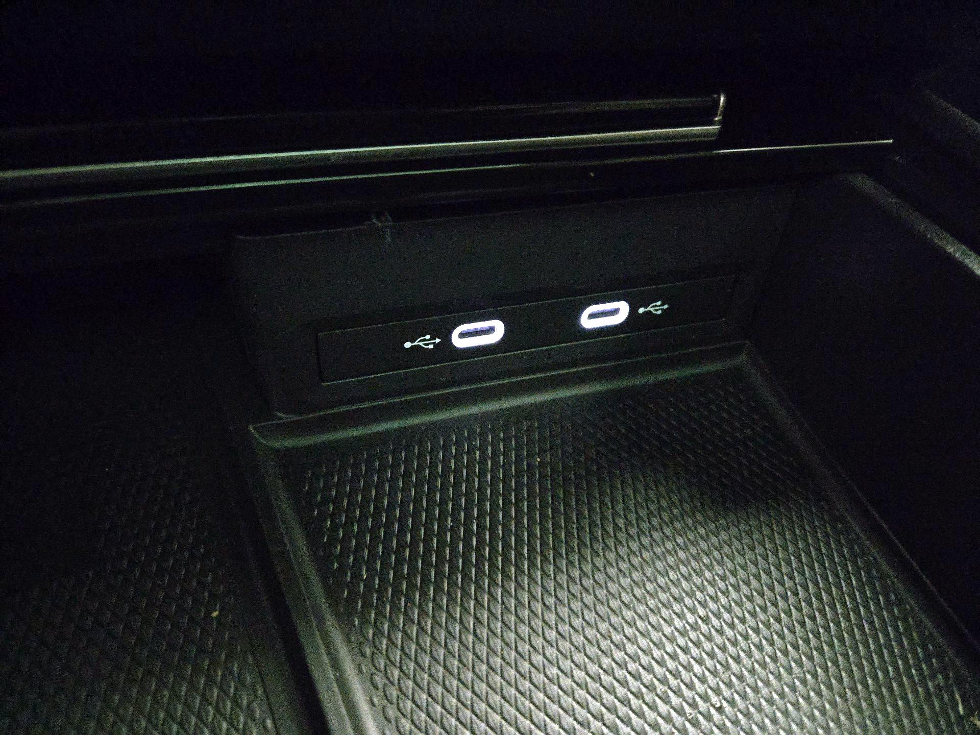 Thumbnail: 2024 Volkswagen Atlas - 18