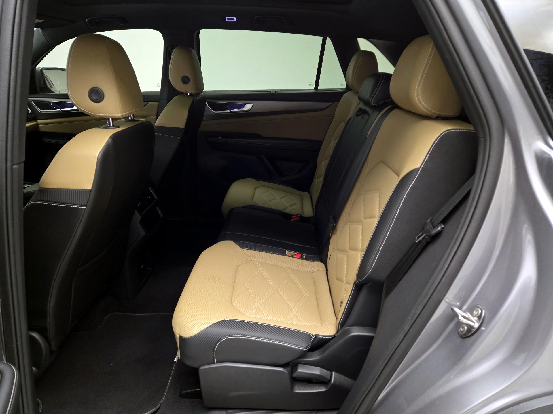 Thumbnail: 2024 Volkswagen Atlas - 20