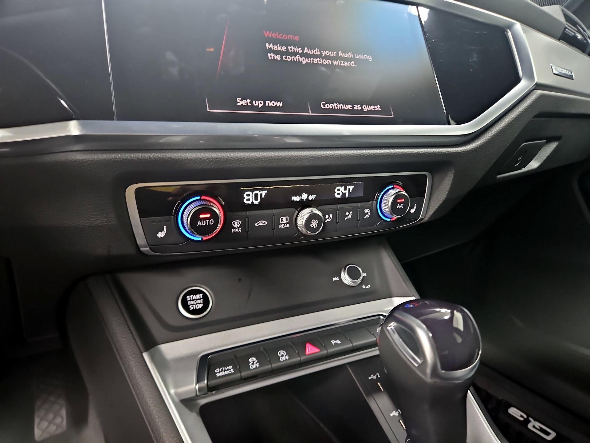 Thumbnail: 2023 Audi Q3 - 16