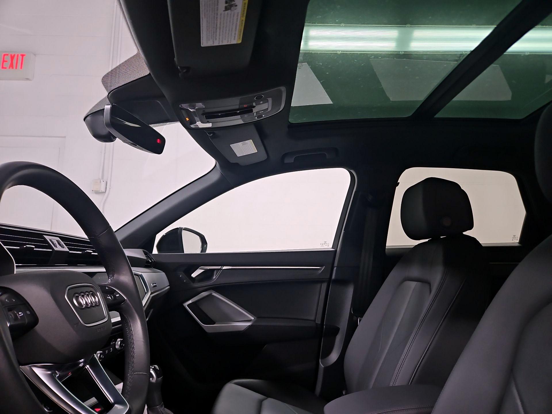 Thumbnail: 2023 Audi Q3 - 19