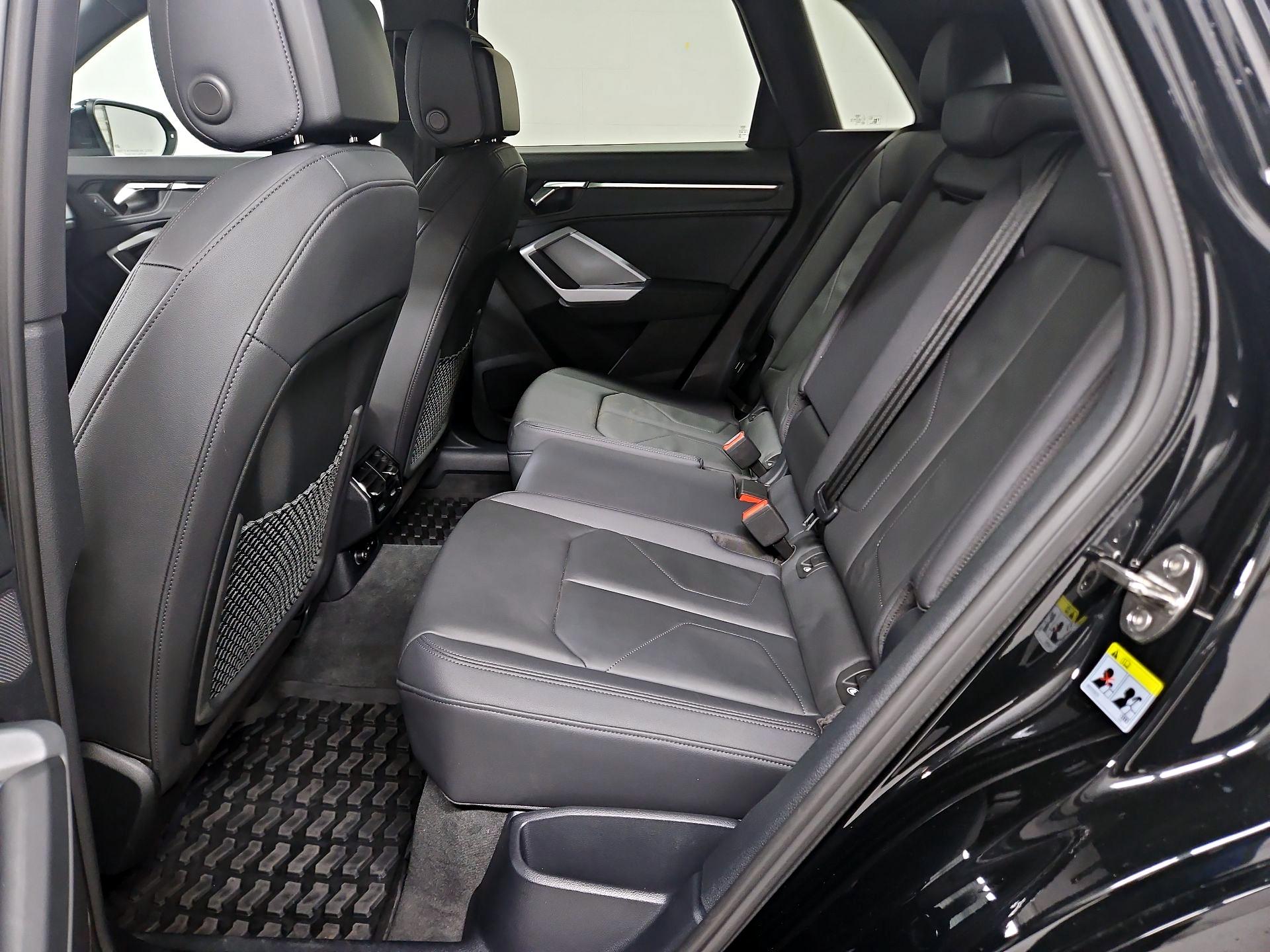 Thumbnail: 2023 Audi Q3 - 20