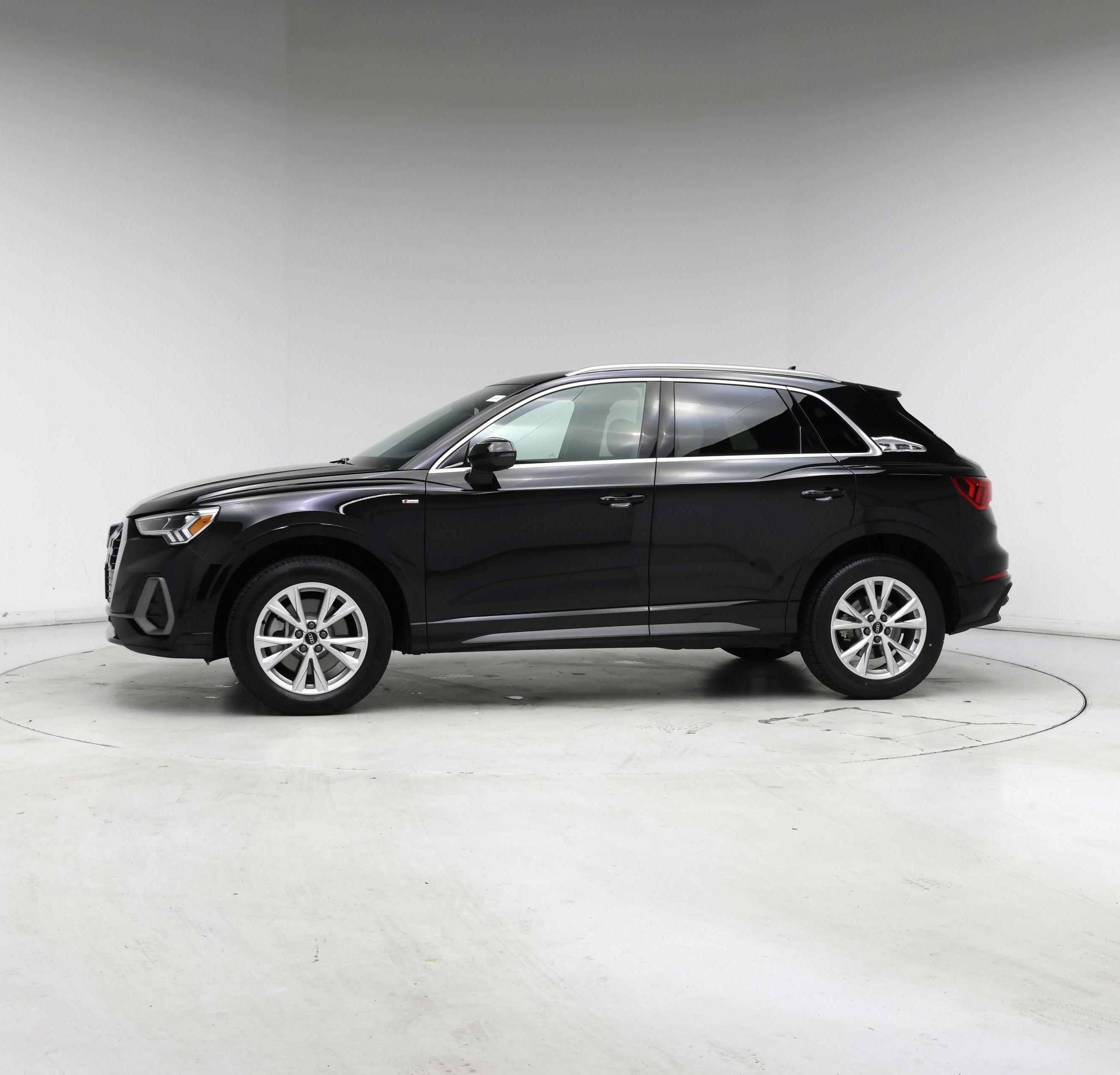 Thumbnail: 2023 Audi Q3 - 3